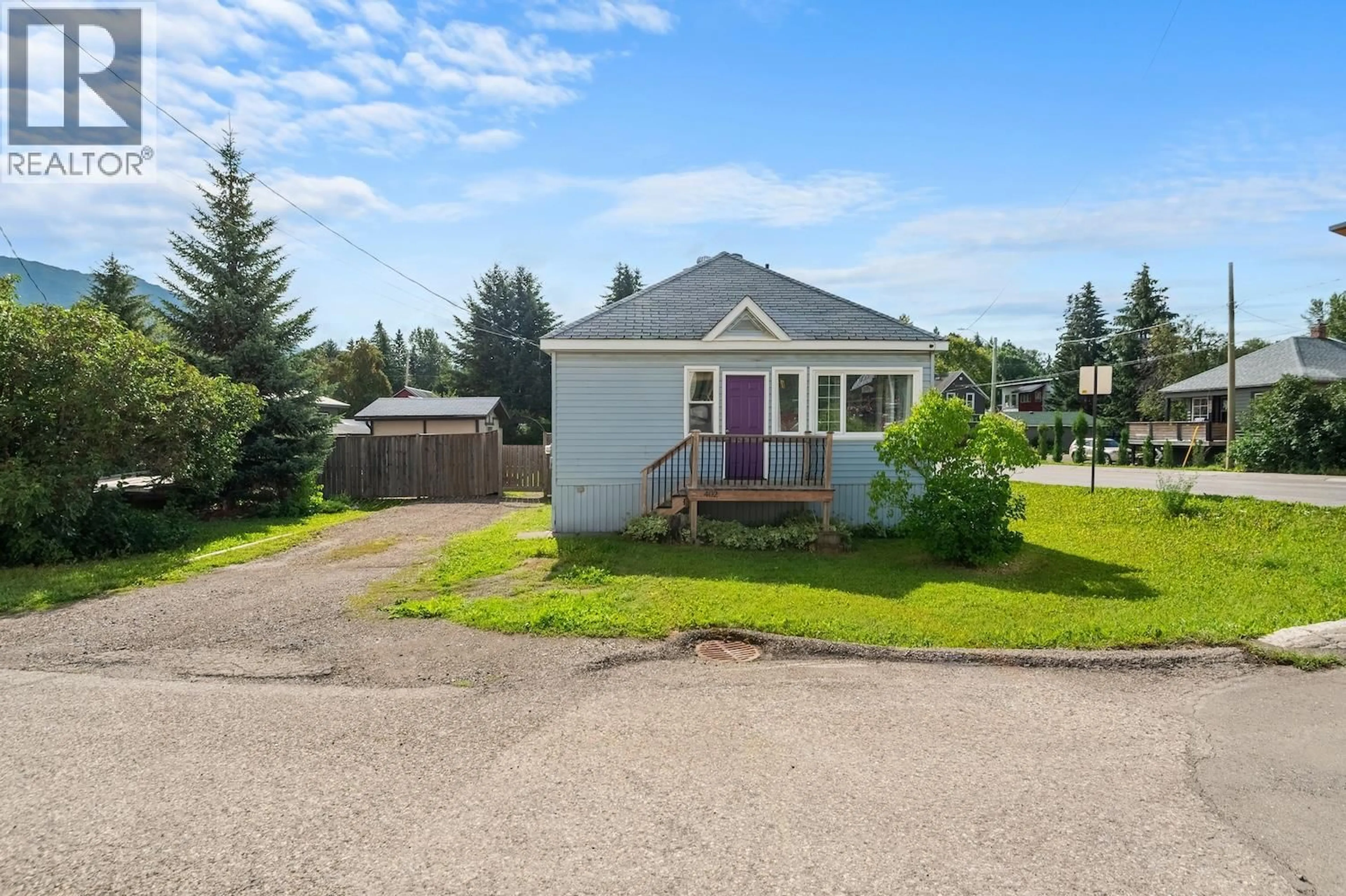 A pic from outside/outdoor area/front of a property/back of a property/a pic from drone, street for 402 6A AVENUE, Fernie British Columbia V0B1M0
