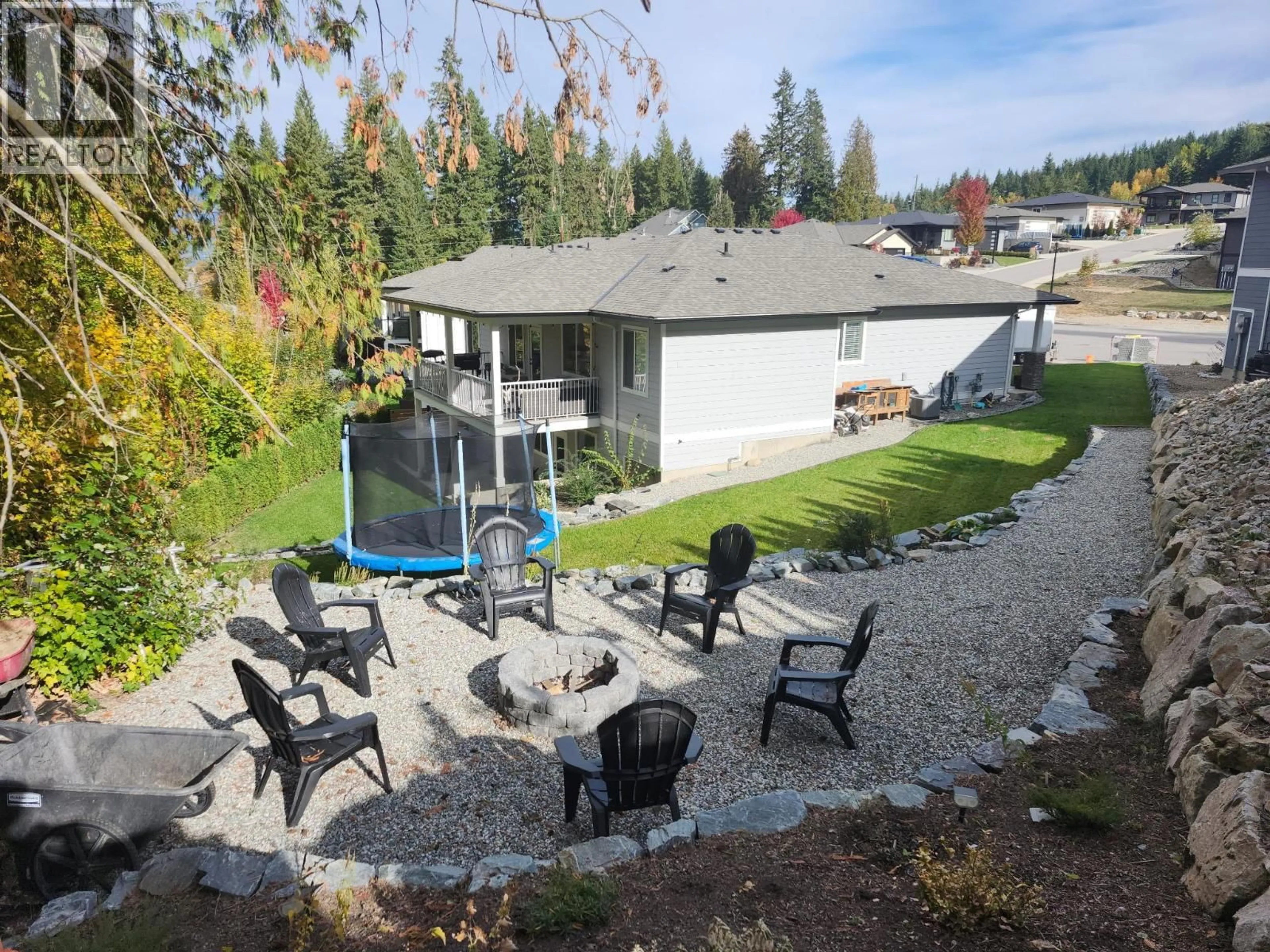 Patio, unknown for 20 15TH AVENUE SOUTHEAST, Salmon Arm British Columbia V1E0G3