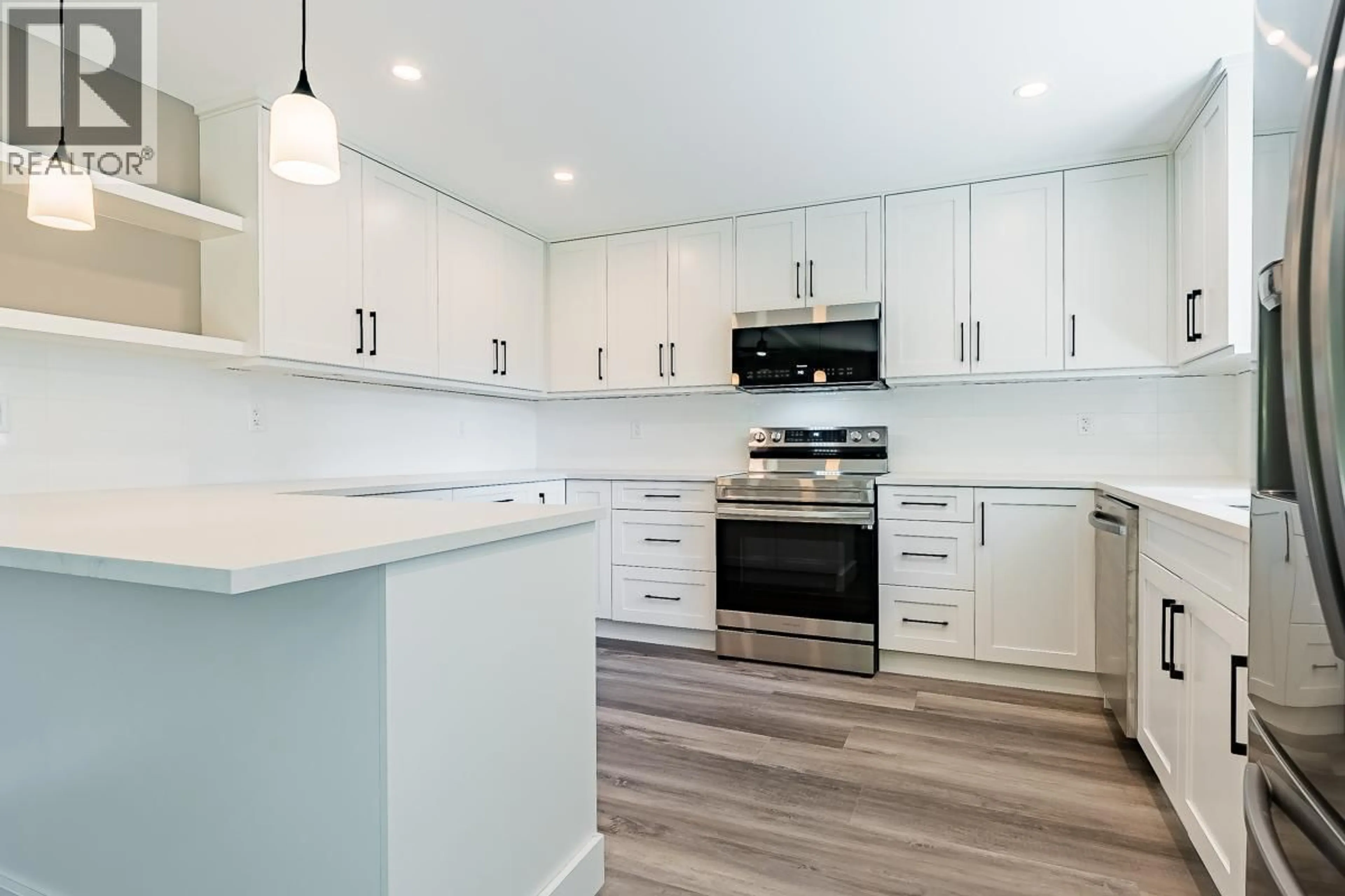 Open concept kitchen, unknown for 7430 CROWFOOT DRIVE, Anglemont British Columbia V0E1M8