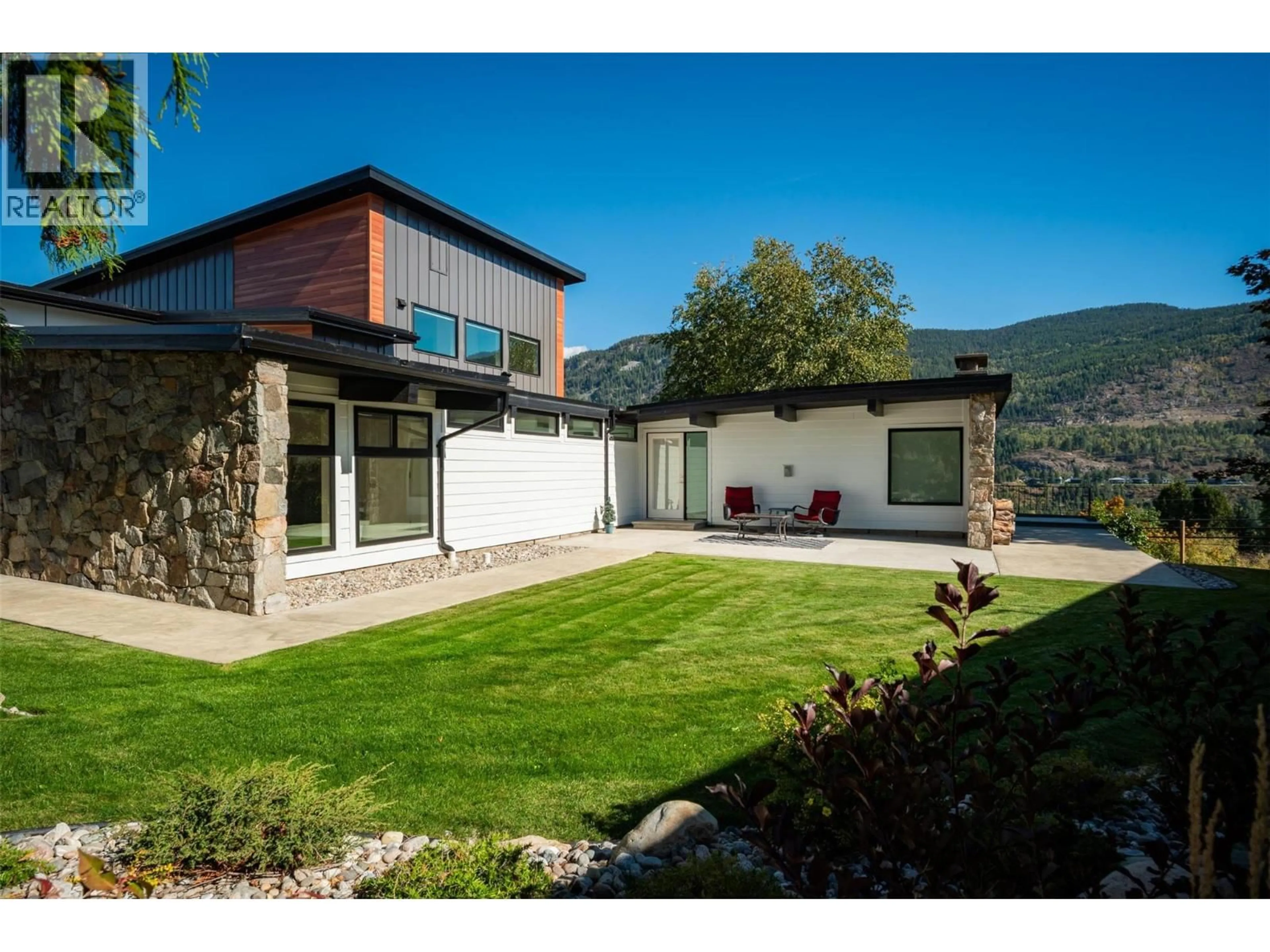 Unknown for 3429 8TH AVENUE, Castlegar British Columbia V1N4L1