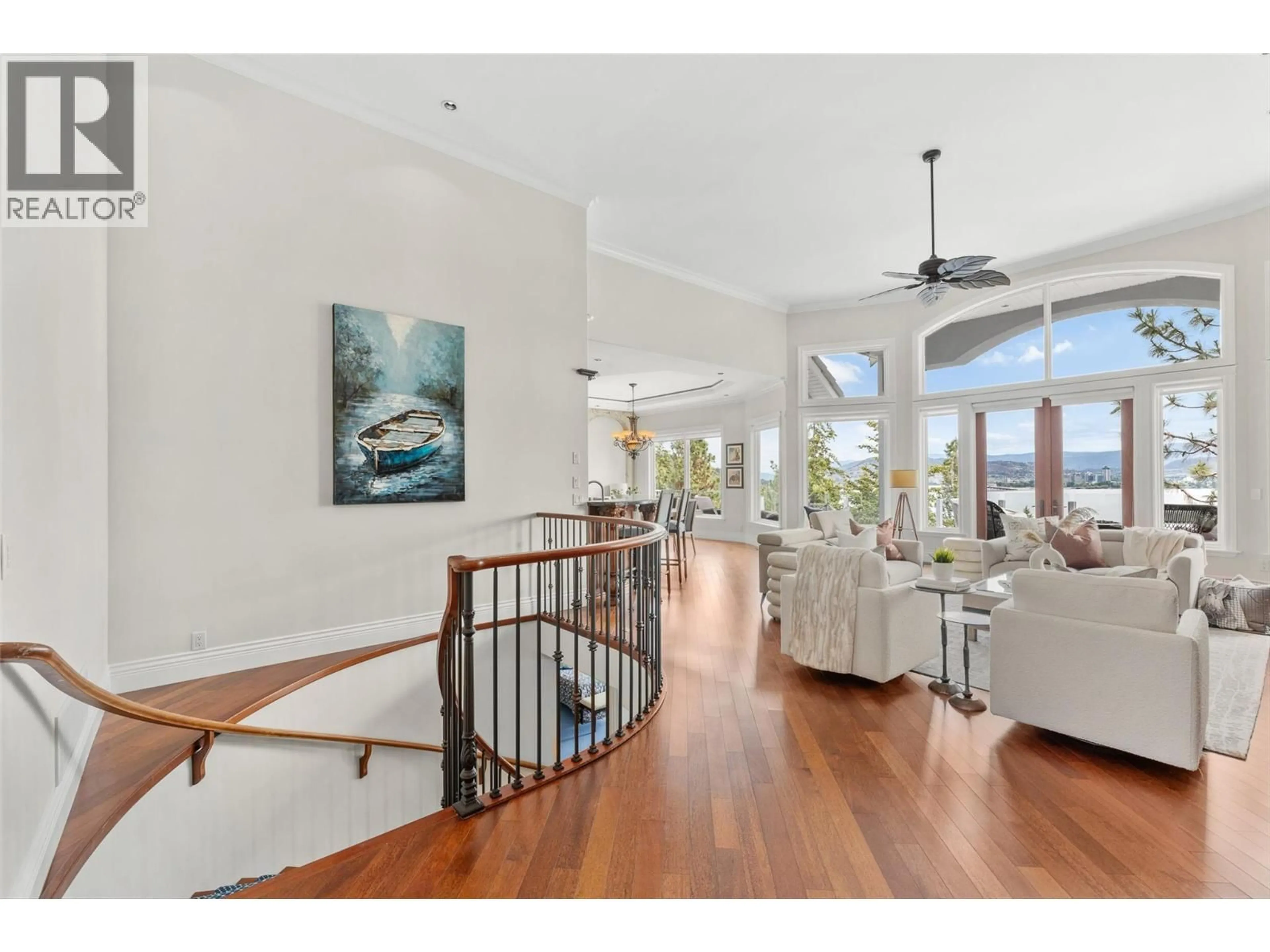 Indoor foyer for 2543 LUCINDE ROAD, West Kelowna British Columbia V1Z4B1