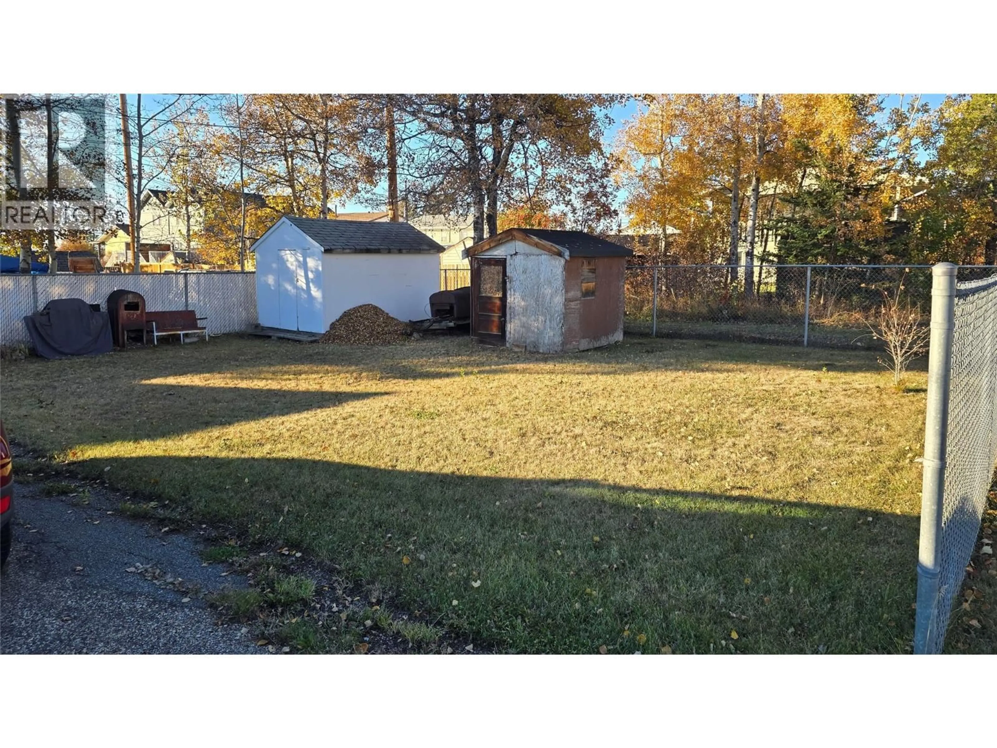 Shed for 500 97A AVENUE, Dawson Creek British Columbia V1G1R1