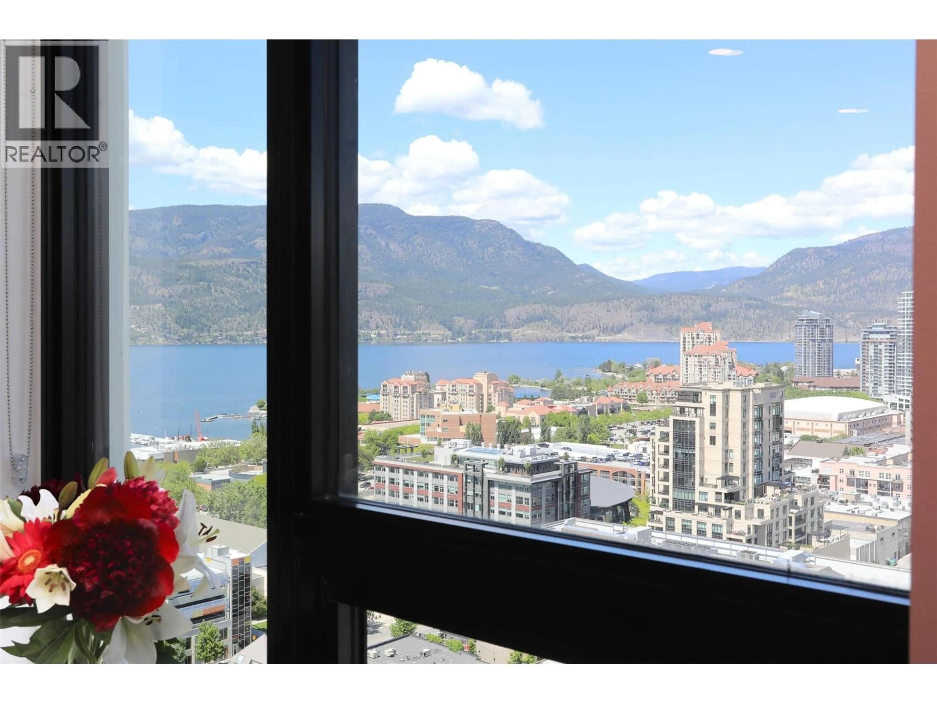 Balcony in the apartment, water/lake/river/ocean view for 2307 - 1471 ST. PAUL STREET, Kelowna British Columbia V1Y2E4