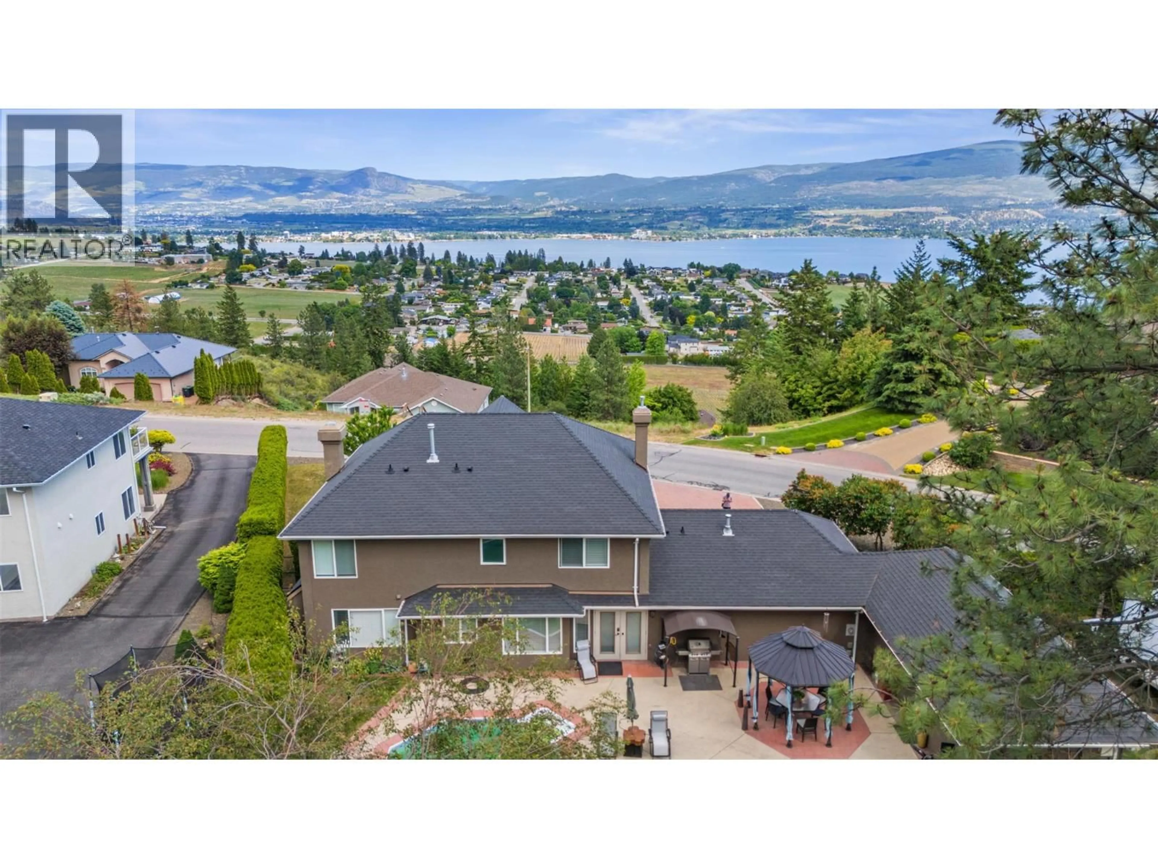 A pic from outside/outdoor area/front of a property/back of a property/a pic from drone, water/lake/river/ocean view for 3016 LAKEVIEW COVE ROAD, West Kelowna British Columbia V1Z3P7