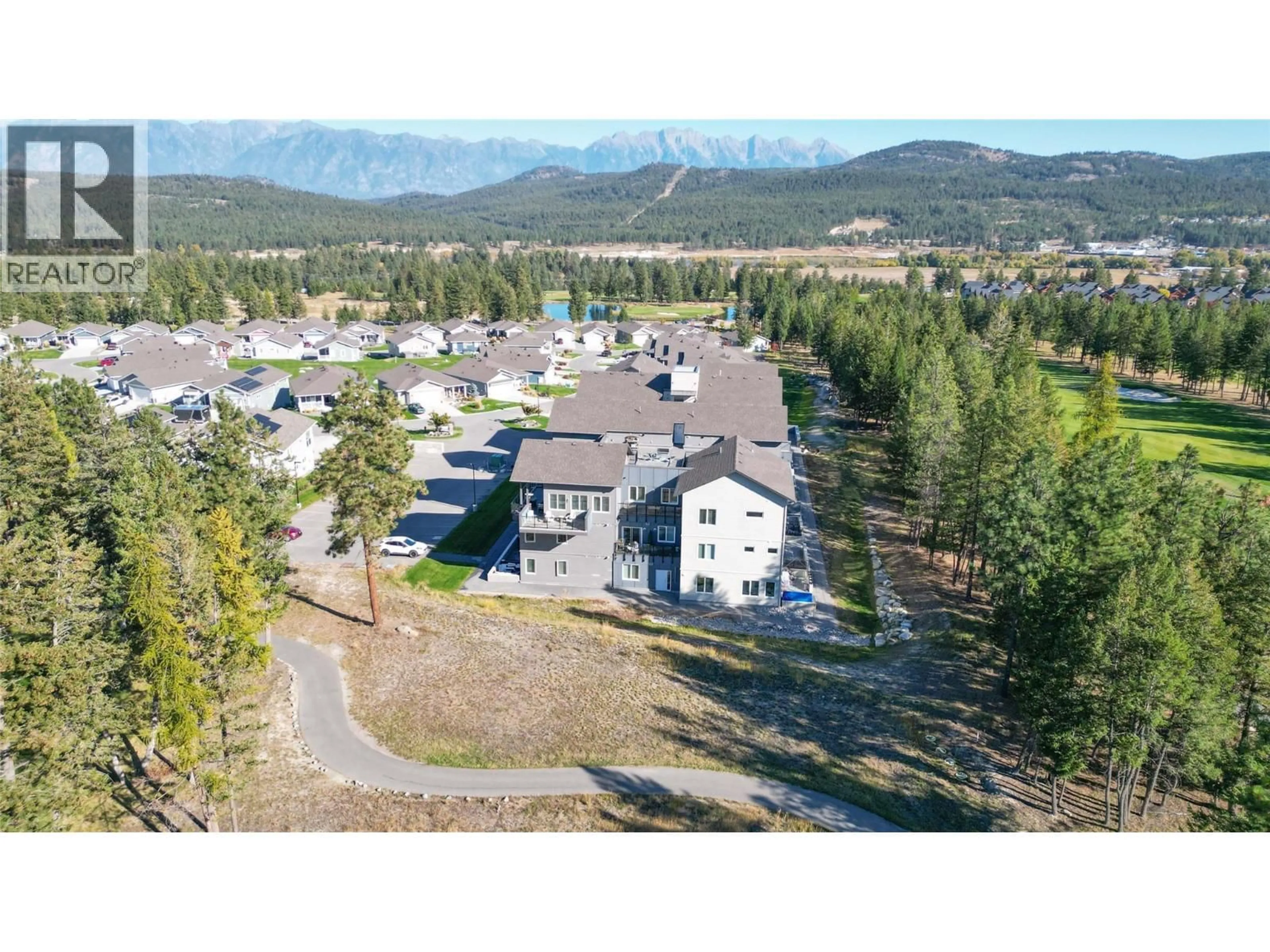 A pic from outside/outdoor area/front of a property/back of a property/a pic from drone, mountain view for 112 - 355 LEGACY LOOKOUT LOOKOUT, Cranbrook British Columbia V1C0E6
