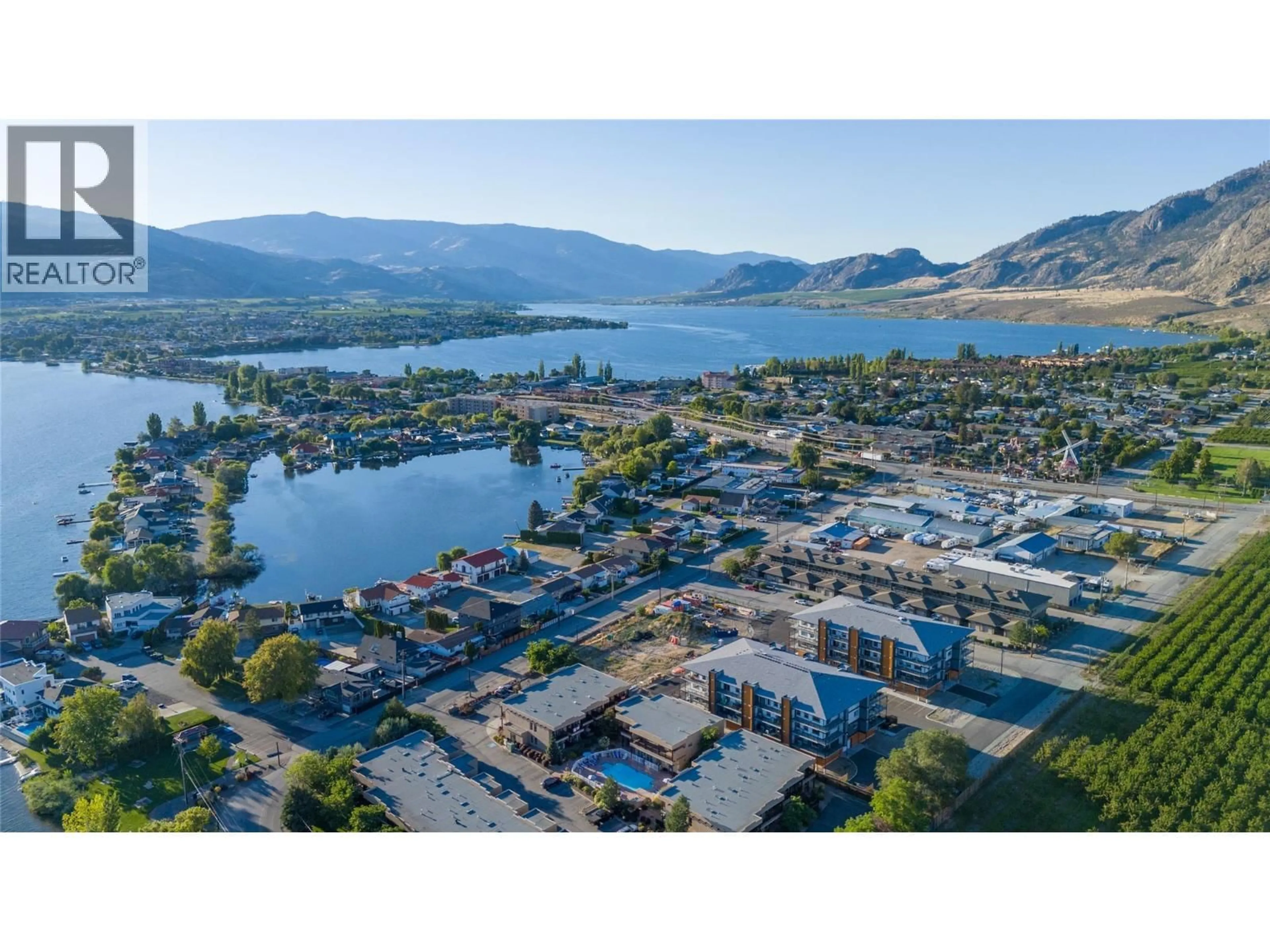 A pic from outside/outdoor area/front of a property/back of a property/a pic from drone, mountain view for 307 - 5620 51ST STREET, Osoyoos British Columbia V0H1V6