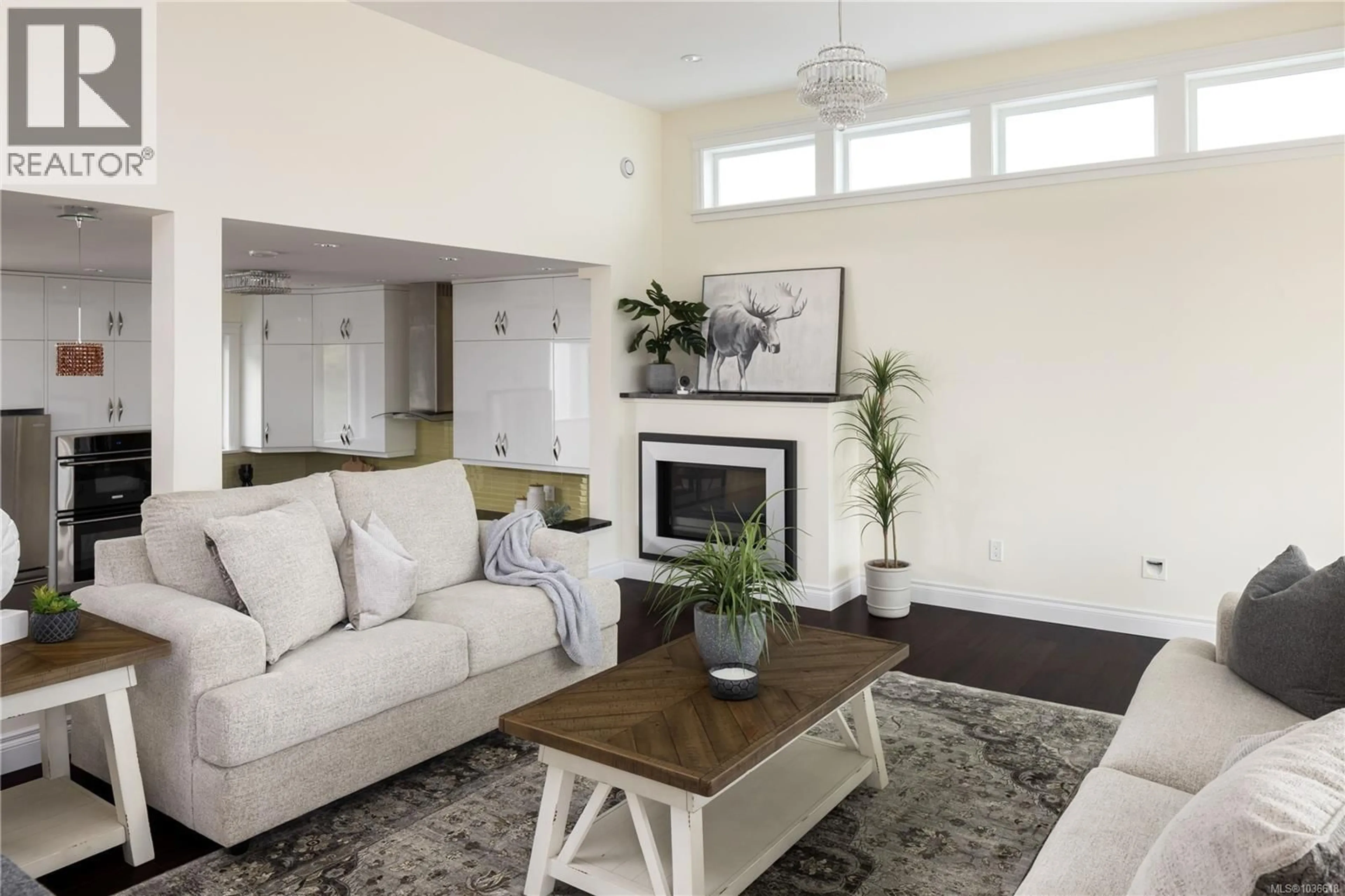 Living room with furniture, unknown for 376 KING GEORGE TERRACE, Oak Bay British Columbia V8S2K3