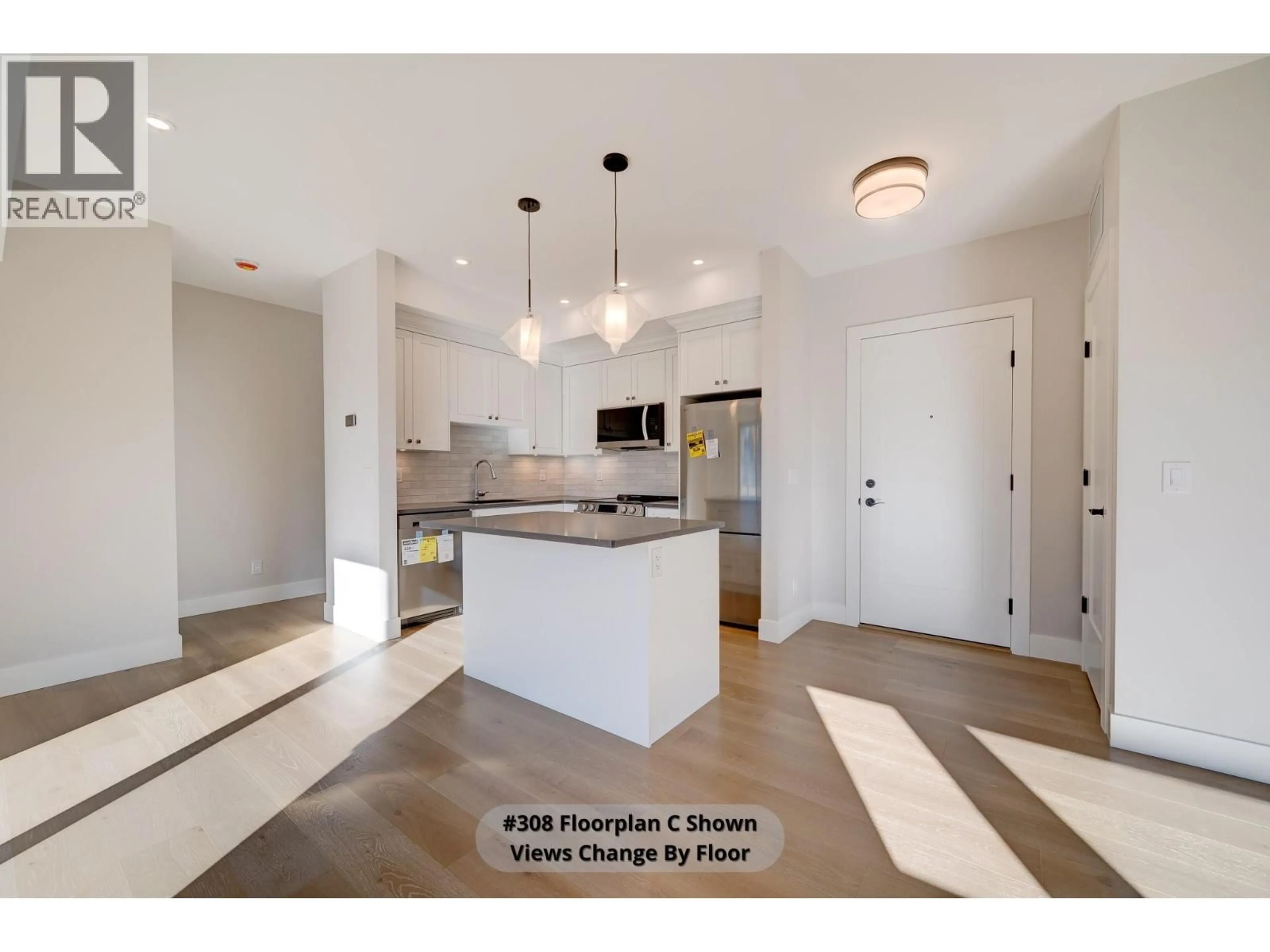 Open concept kitchen, unknown for 305 - 2171 VAN HORNE DRIVE, Kamloops British Columbia V1S0E2