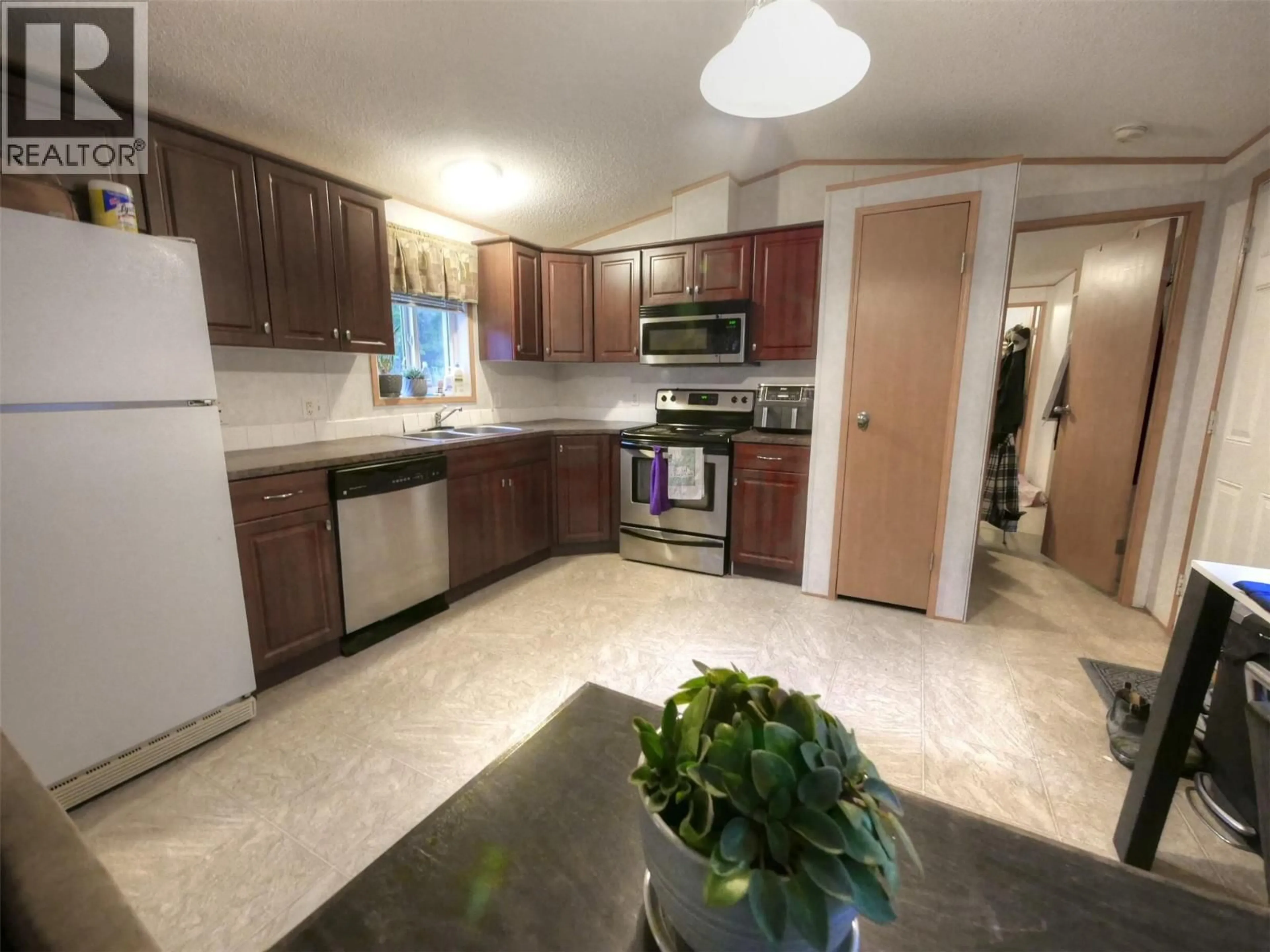 Unknown for 3560 UPPER LEVELS ROAD, Robson British Columbia V0G1X0