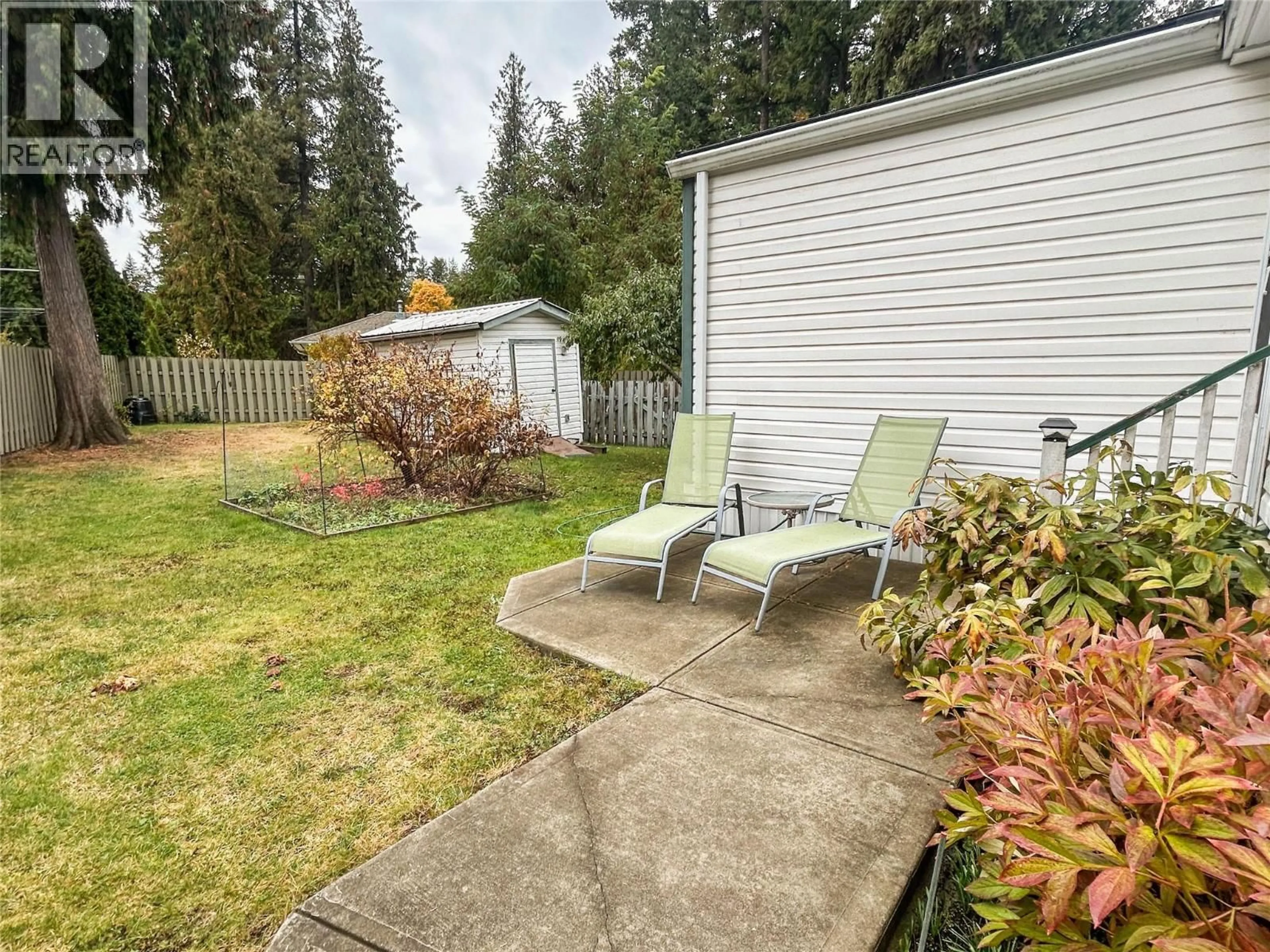 Patio, water/lake/river/ocean view for 6721 51 STREET NORTHEAST, Salmon Arm British Columbia V0E1K0