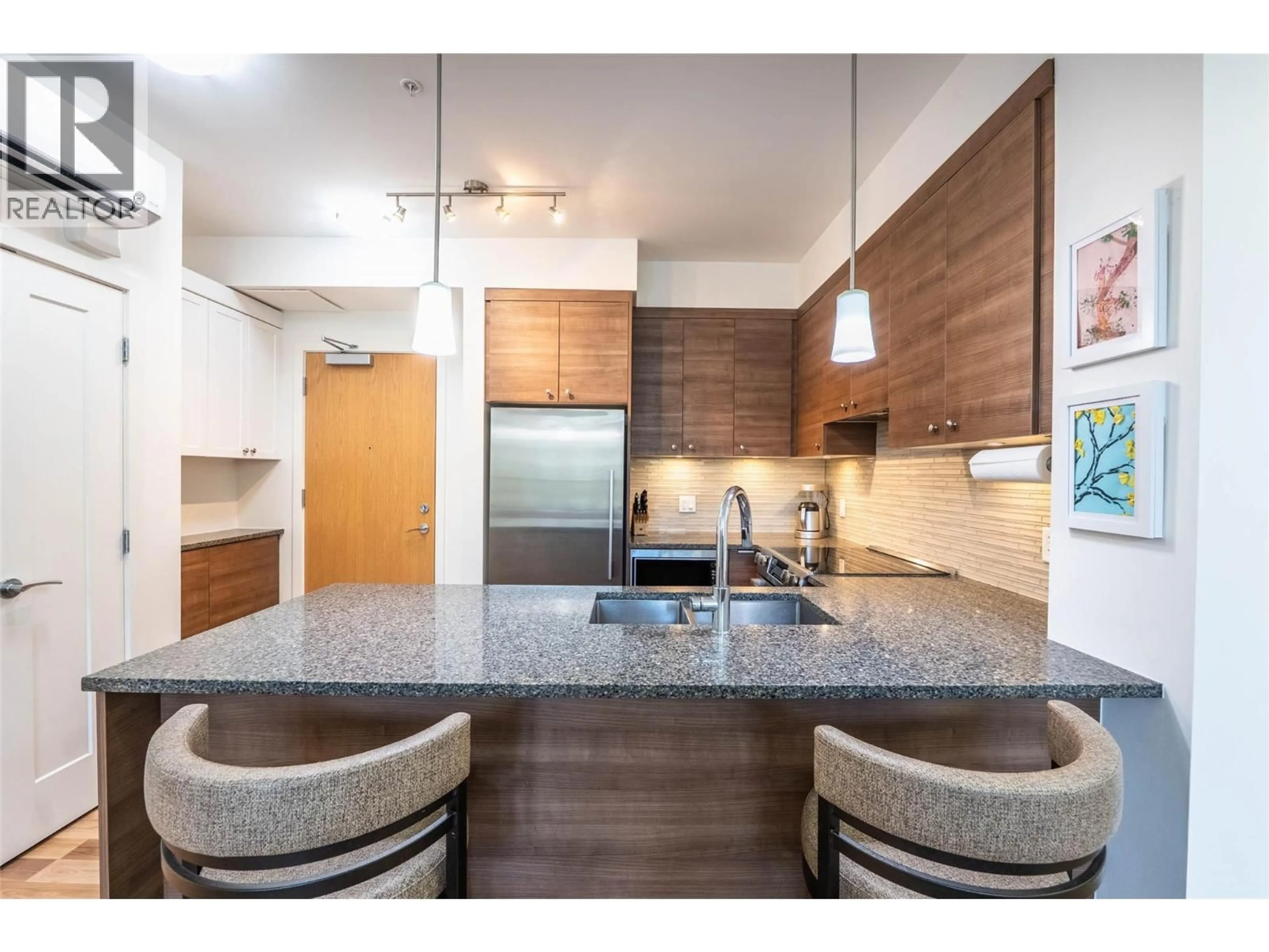 Open concept kitchen, unknown for 407 - 710 VERNON STREET, Nelson British Columbia V1L4G2