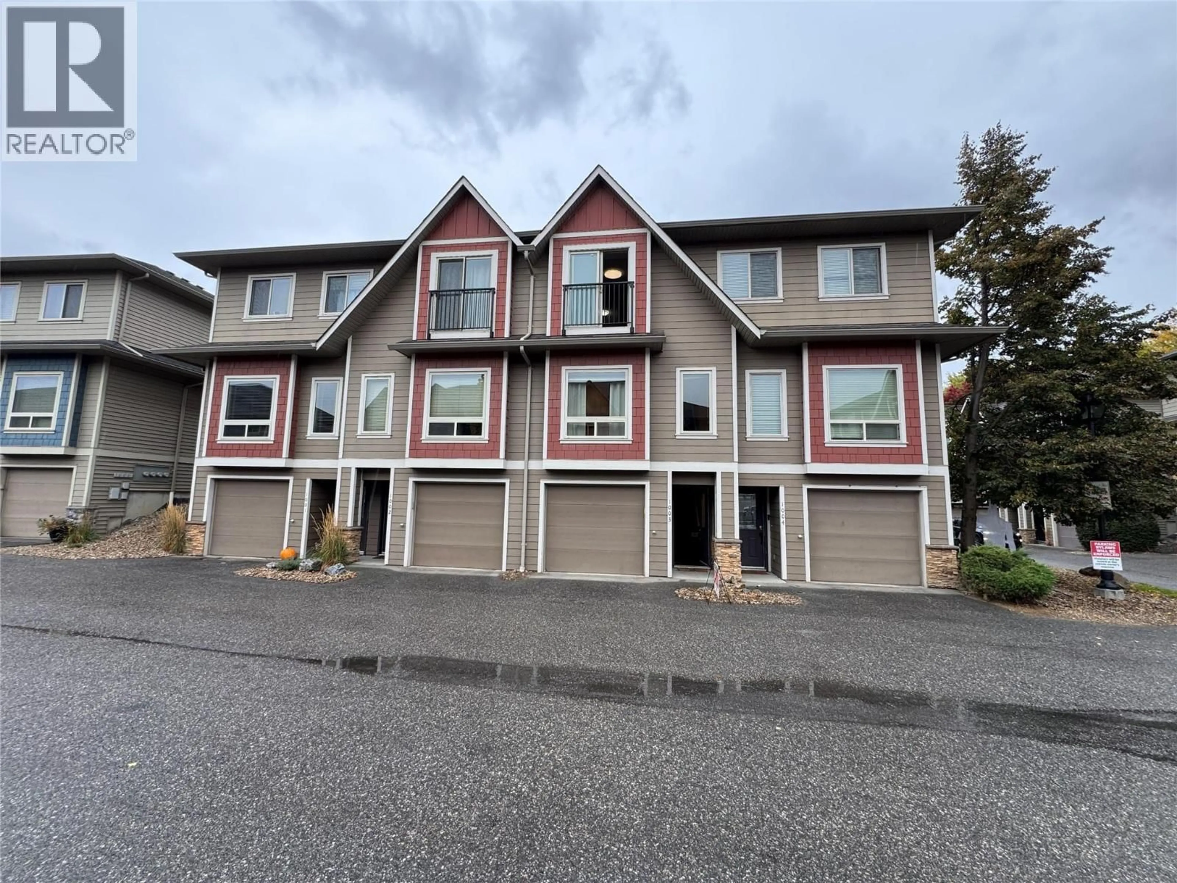 A pic from outside/outdoor area/front of a property/back of a property/a pic from drone, street for 1003 - 4900 HERITAGE DRIVE, Vernon British Columbia V1T9X1