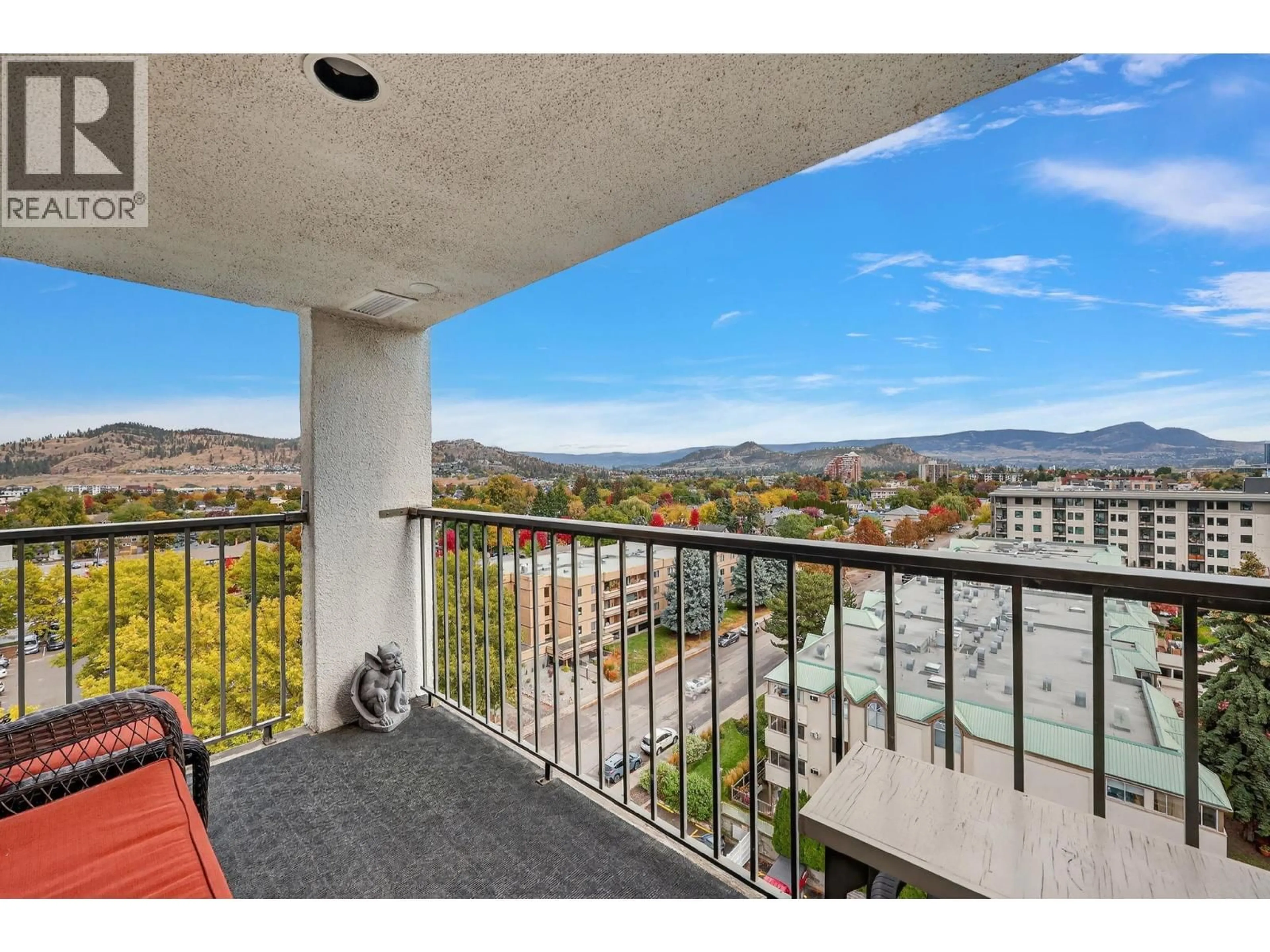 Balcony in the apartment, unknown for 1006 - 737 LEON AVENUE, Kelowna British Columbia V1Y8L6