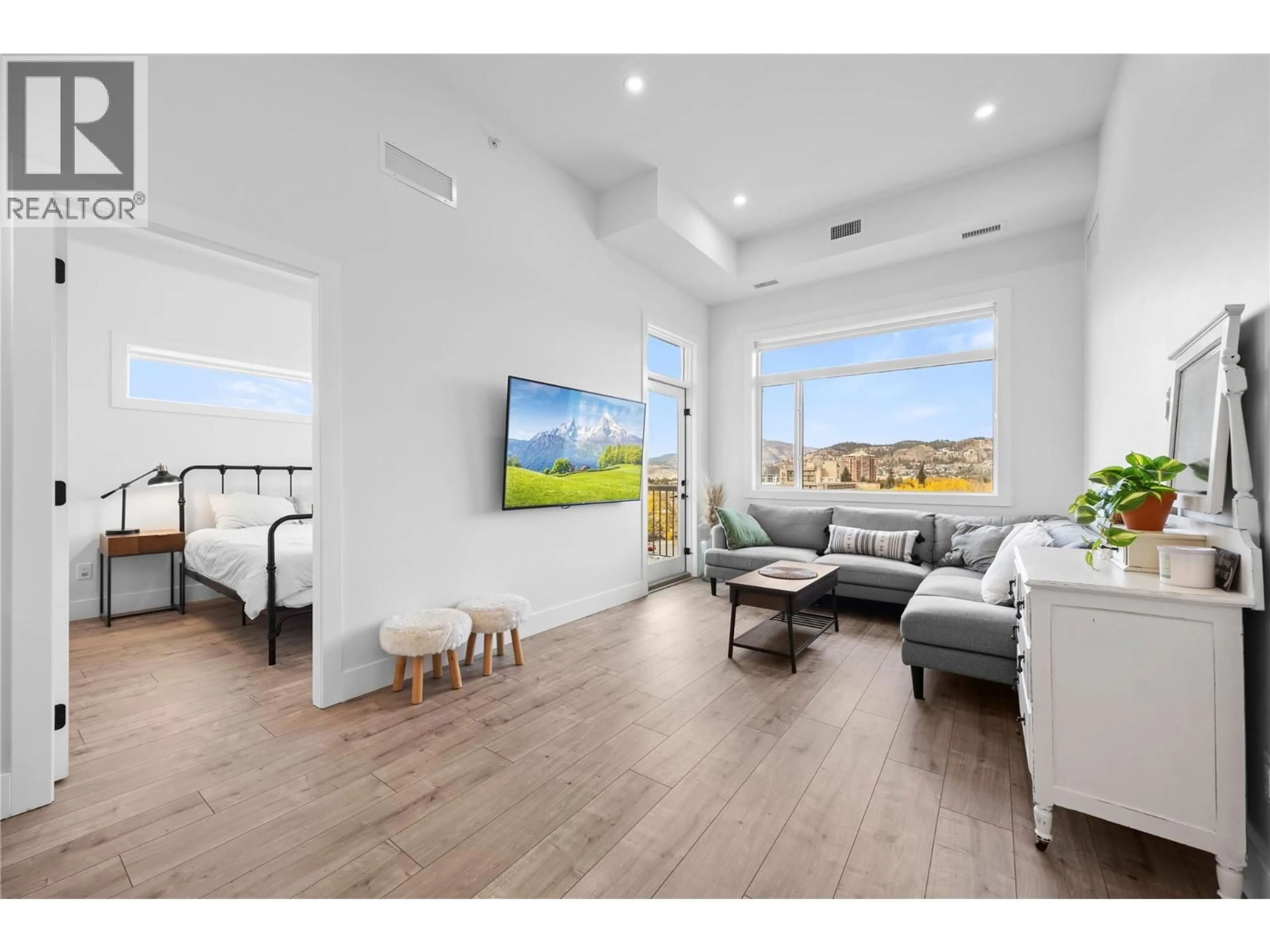 Unknown for 508 - 1220 PACIFIC AVENUE, Kelowna British Columbia V1Y5T7