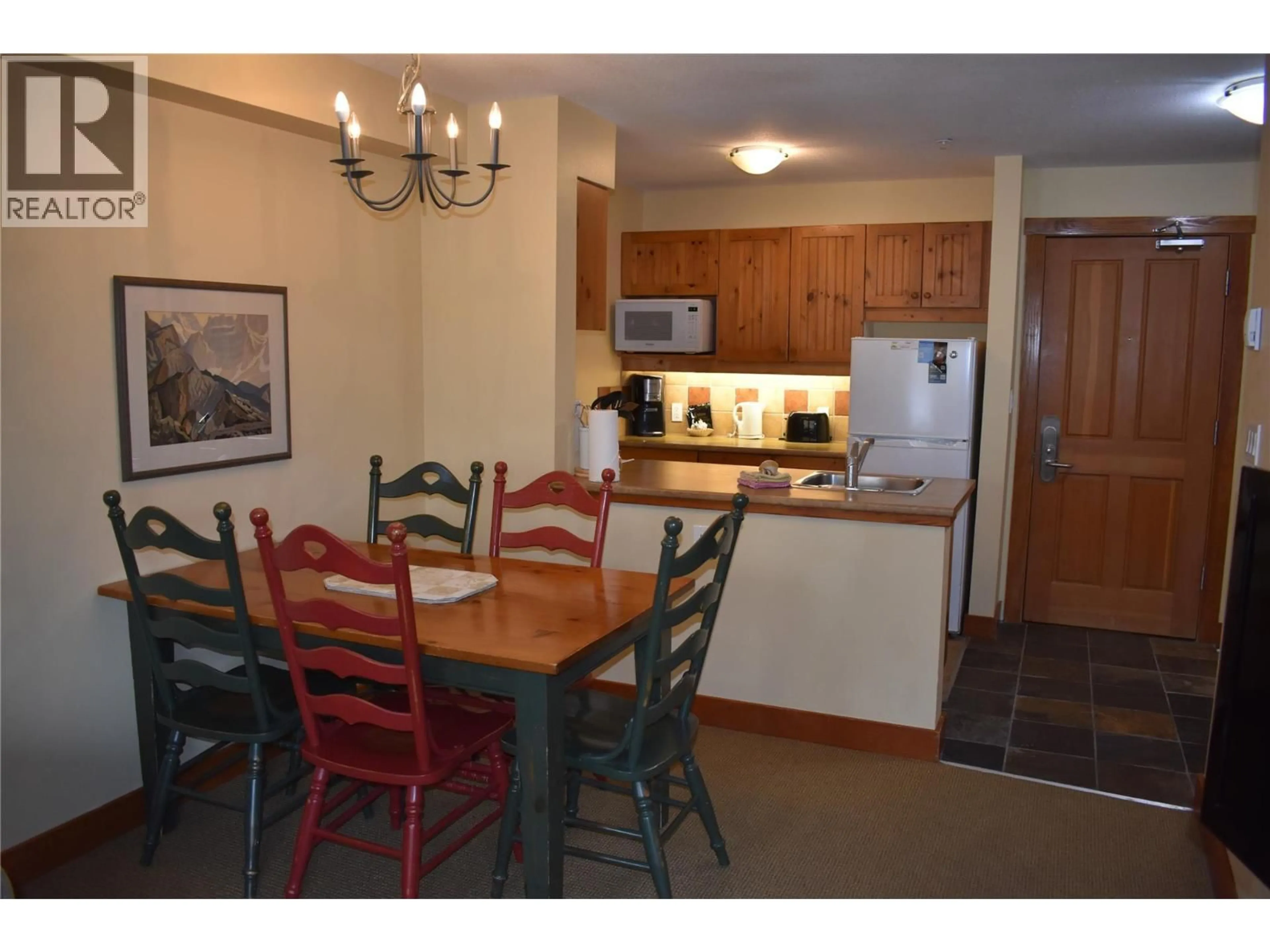Unknown for 104 - 2080 SUMMIT DRIVE, Panorama British Columbia V0A1T0