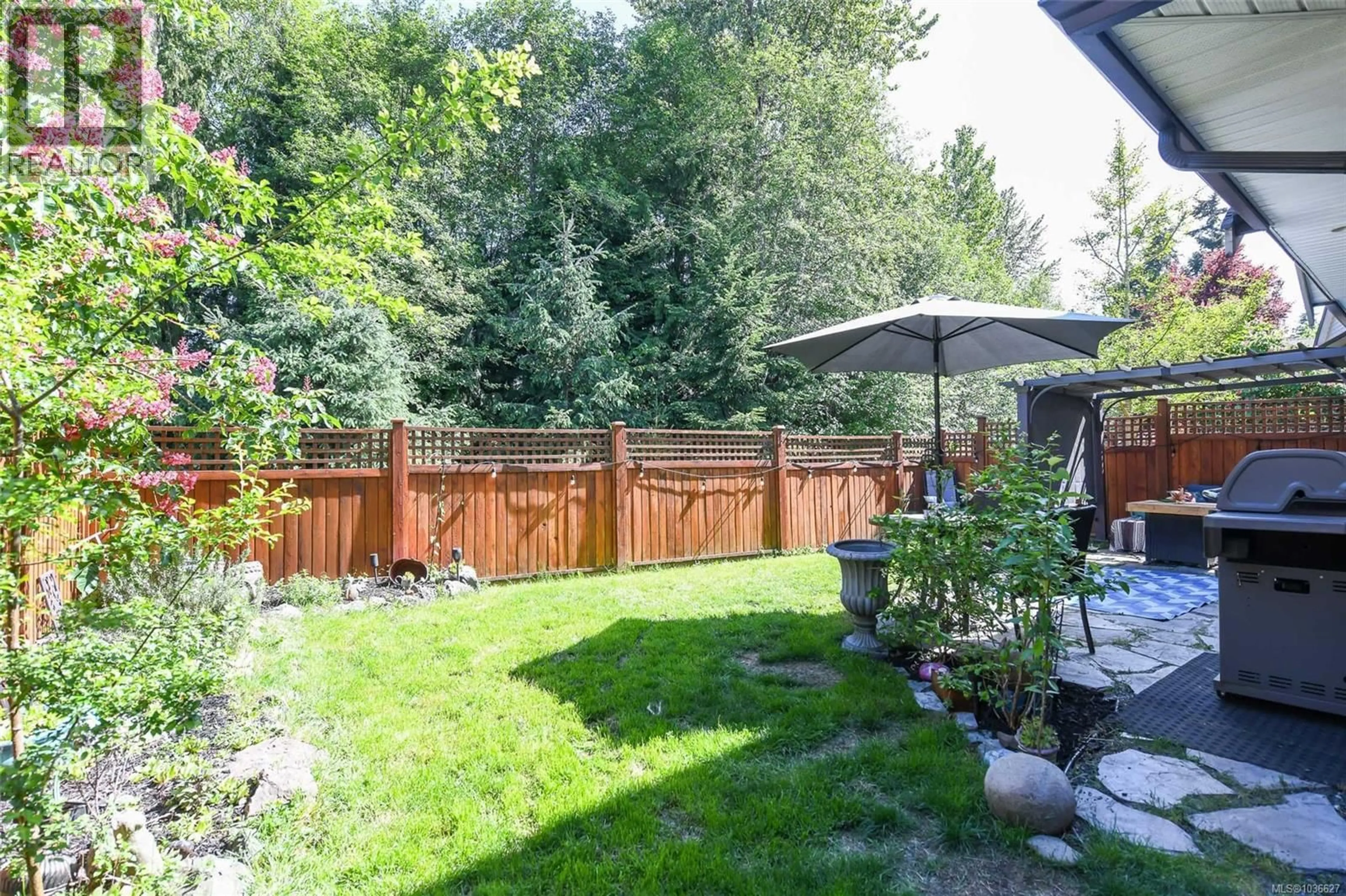 Patio, forest/trees view for 42 - 2112 CUMBERLAND ROAD, Courtenay British Columbia V9N2E9