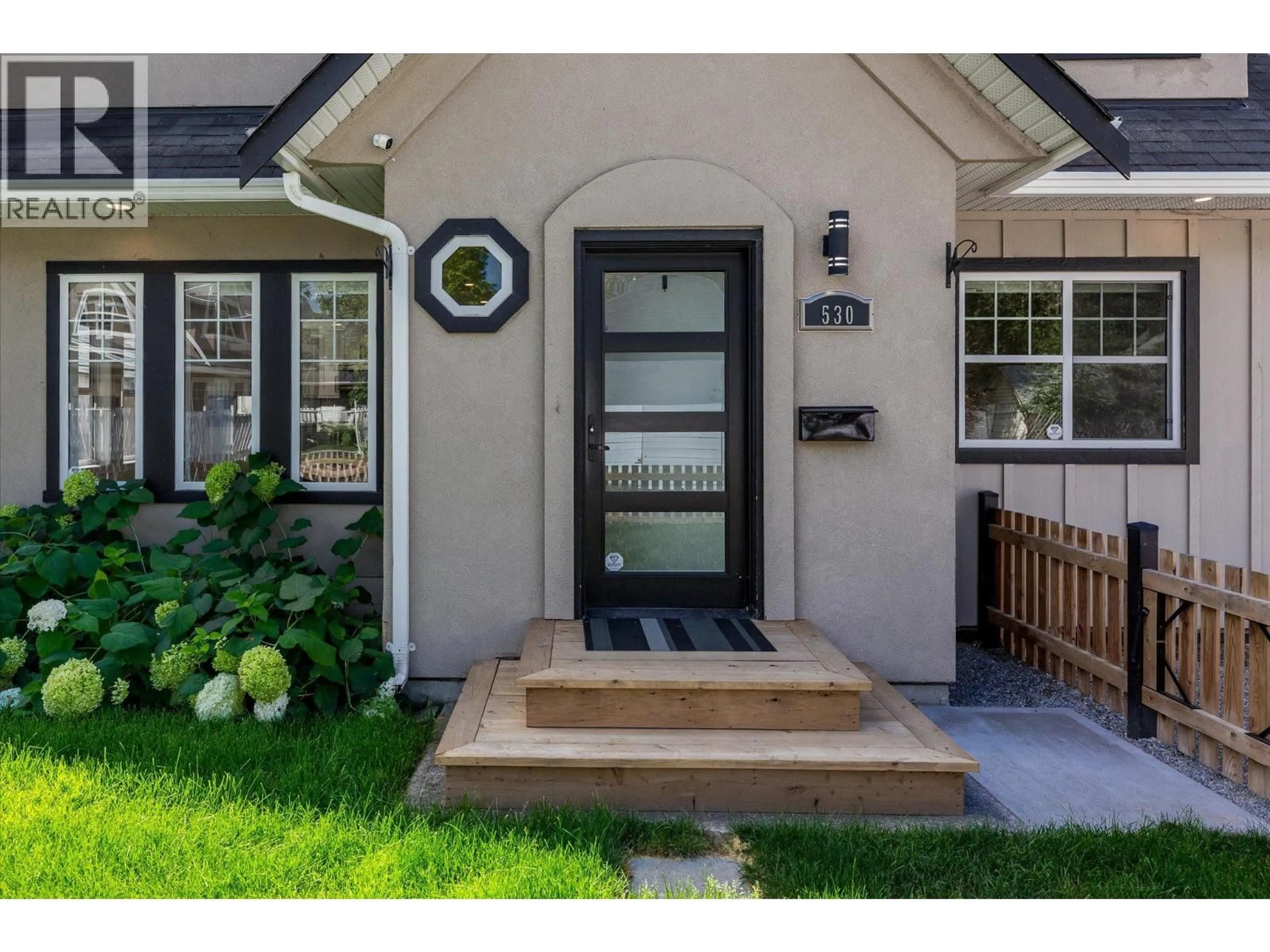 Unknown for 530 ROWCLIFFE AVENUE, Kelowna British Columbia V1Y5Y9