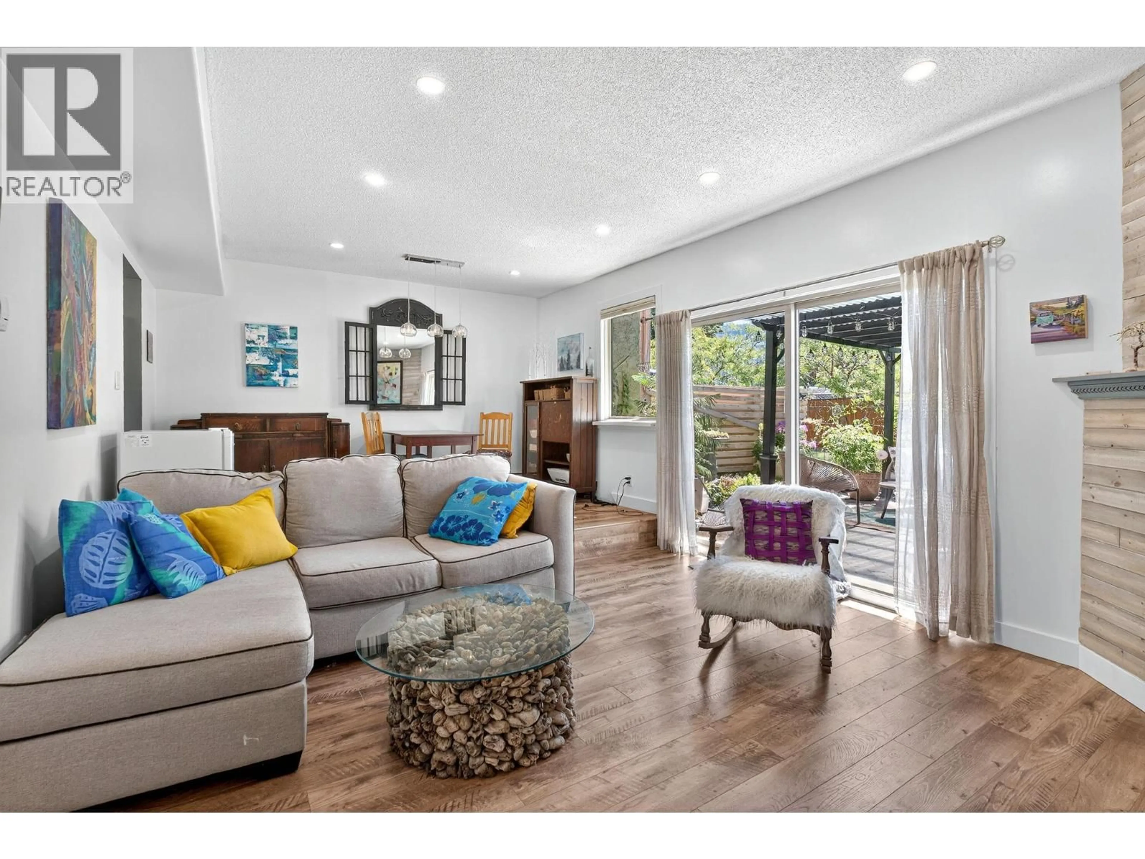 Living room with furniture, unknown for 29 - 310 YORKTON AVENUE, Penticton British Columbia V2A6Z8