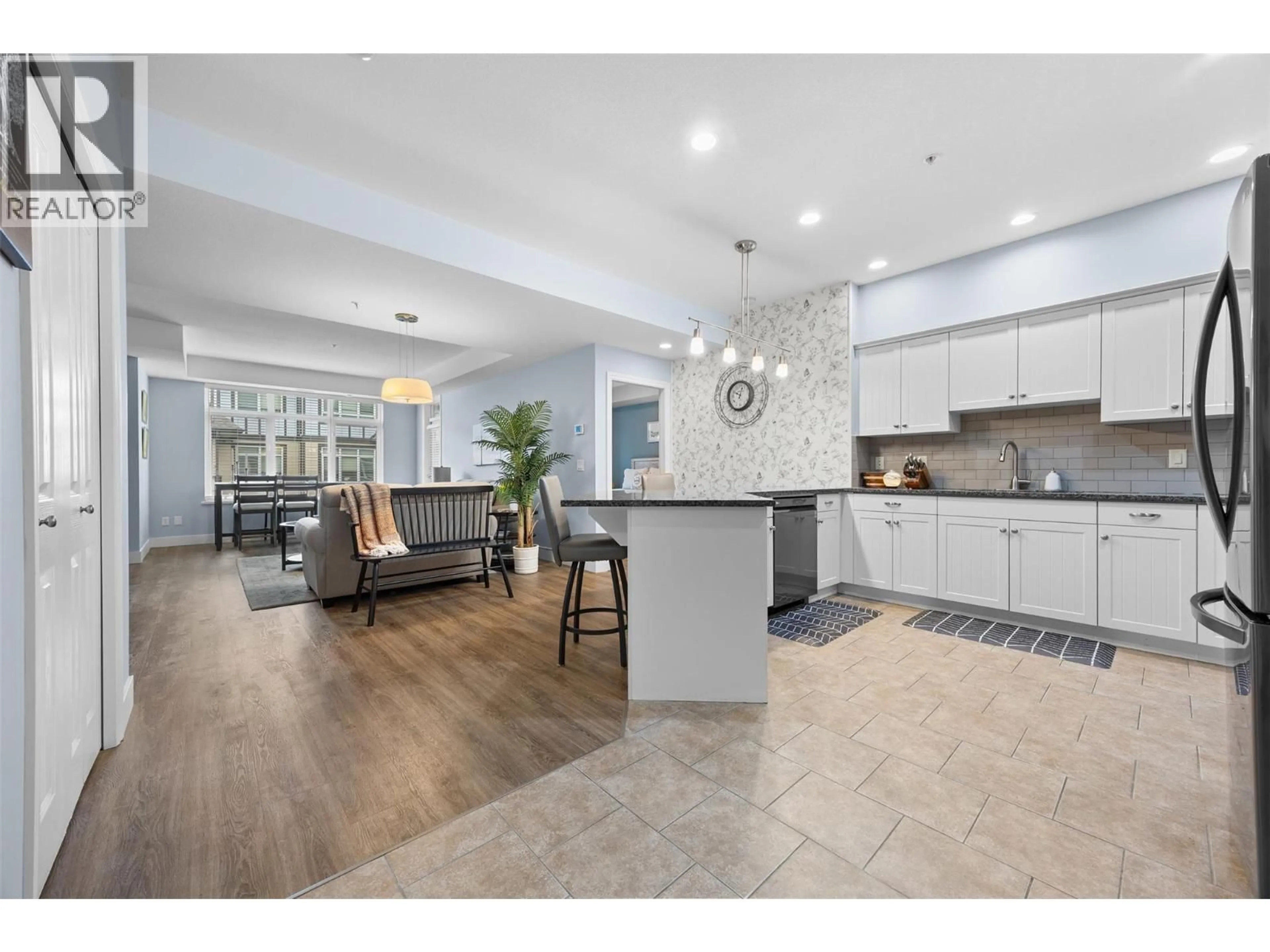 Open concept kitchen, ceramic/tile floor for 3311 - 3832 OLD OKANAGAN HIGHWAY, West Kelowna British Columbia V4T3G6