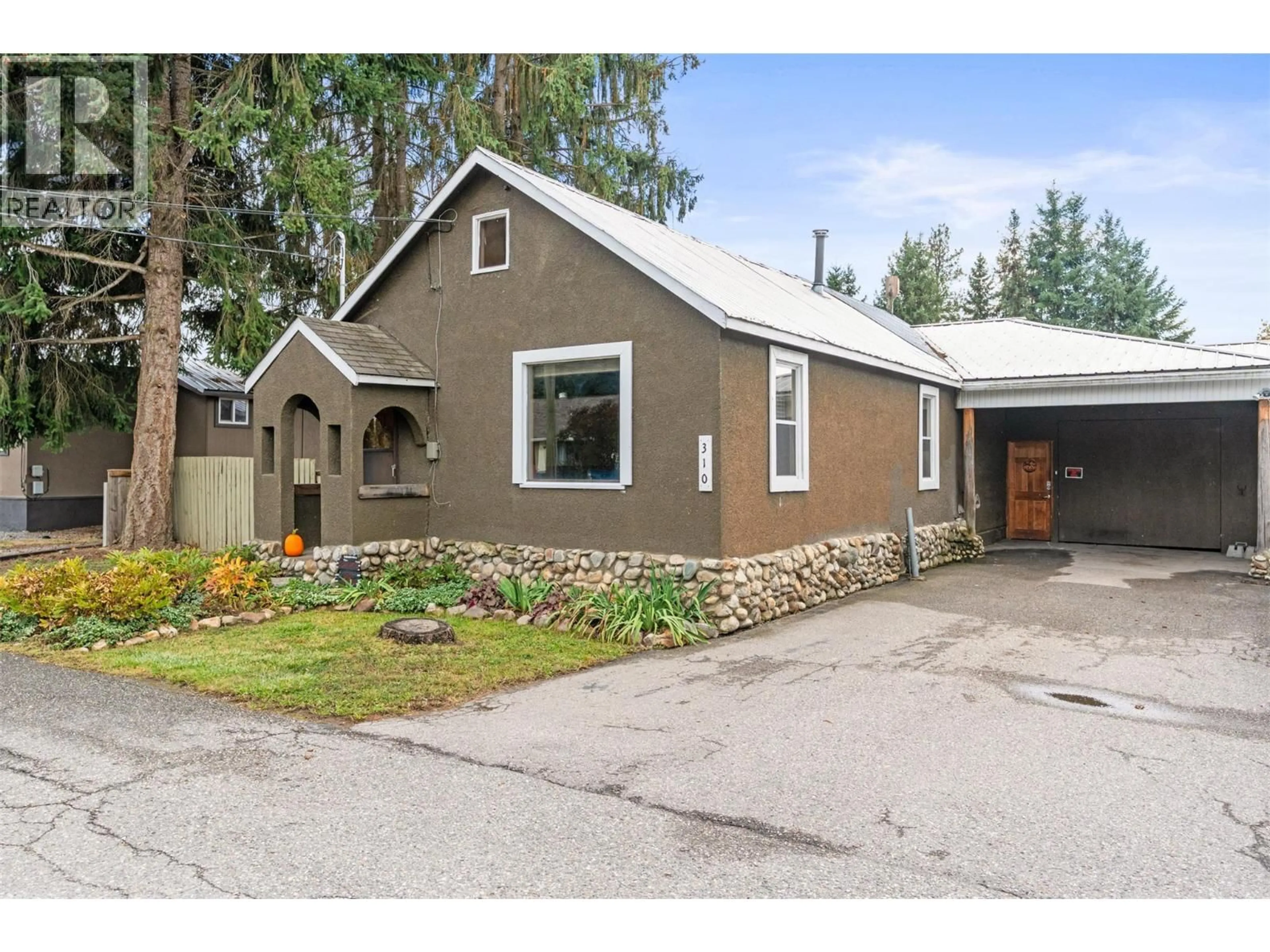 Unknown for 310 BAIRD AVENUE, Enderby British Columbia V4Y4A2