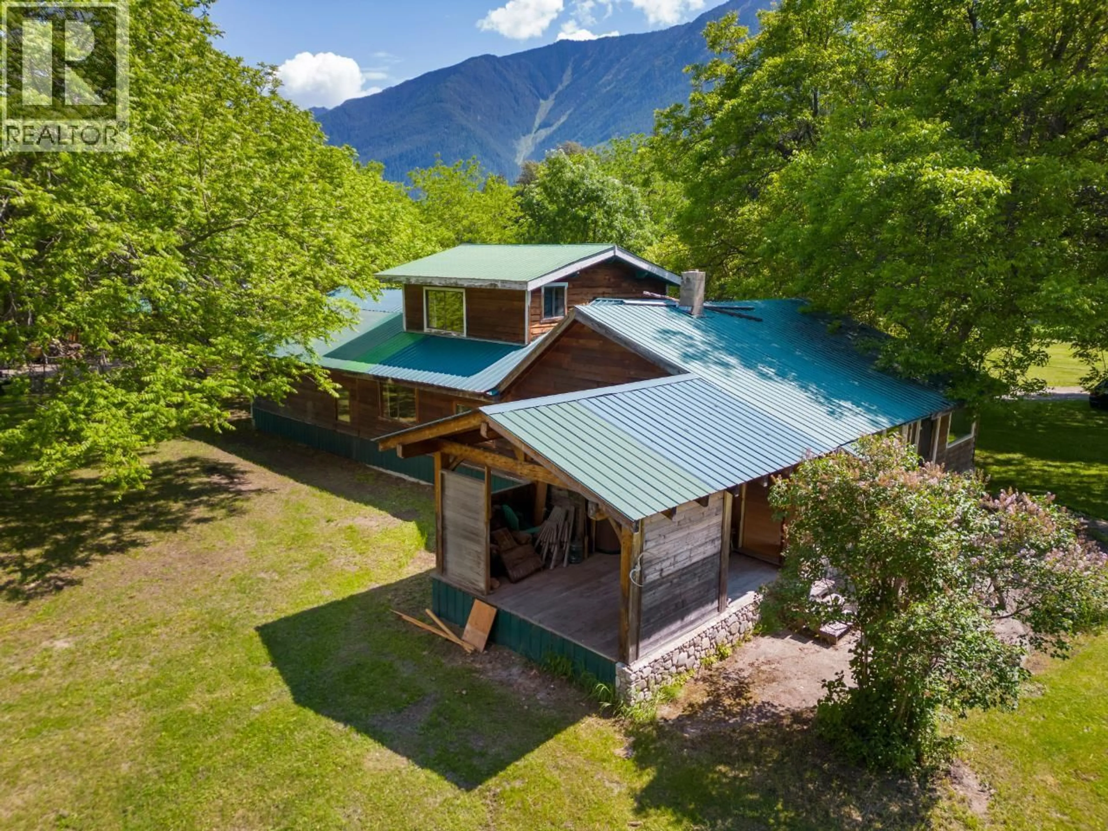 A pic from outside/outdoor area/front of a property/back of a property/a pic from drone, mountain view for 209 LARDEAU RIVER ROAD, Lardeau British Columbia V0G1N0