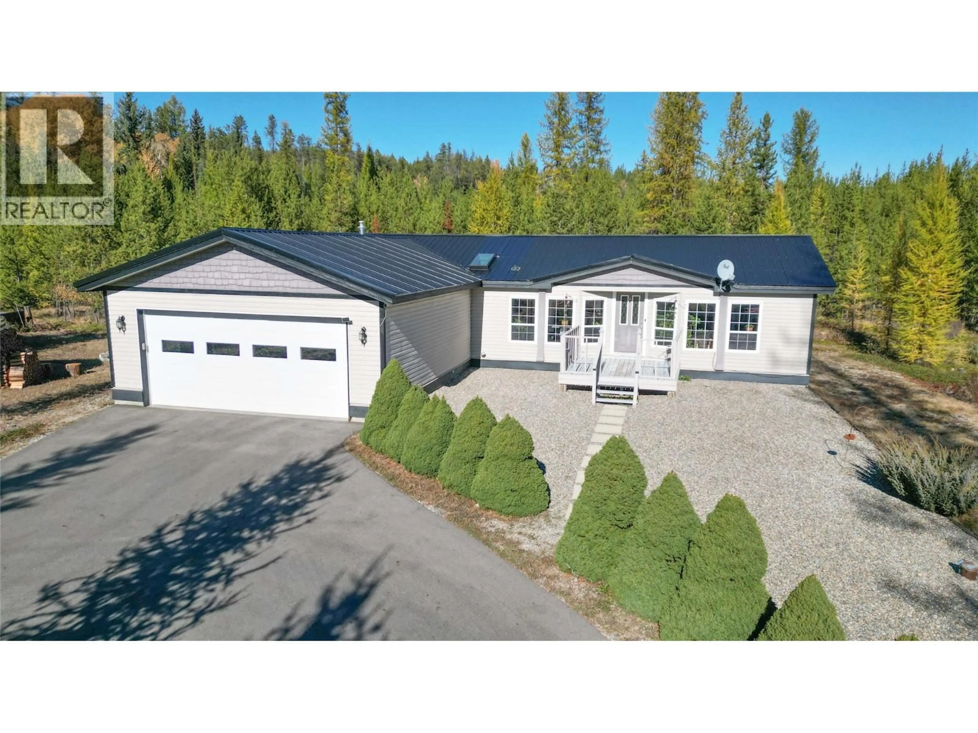 A pic from outside/outdoor area/front of a property/back of a property/a pic from drone, unknown for 2101 MAWER ROAD, Kimberley British Columbia V1A3L9