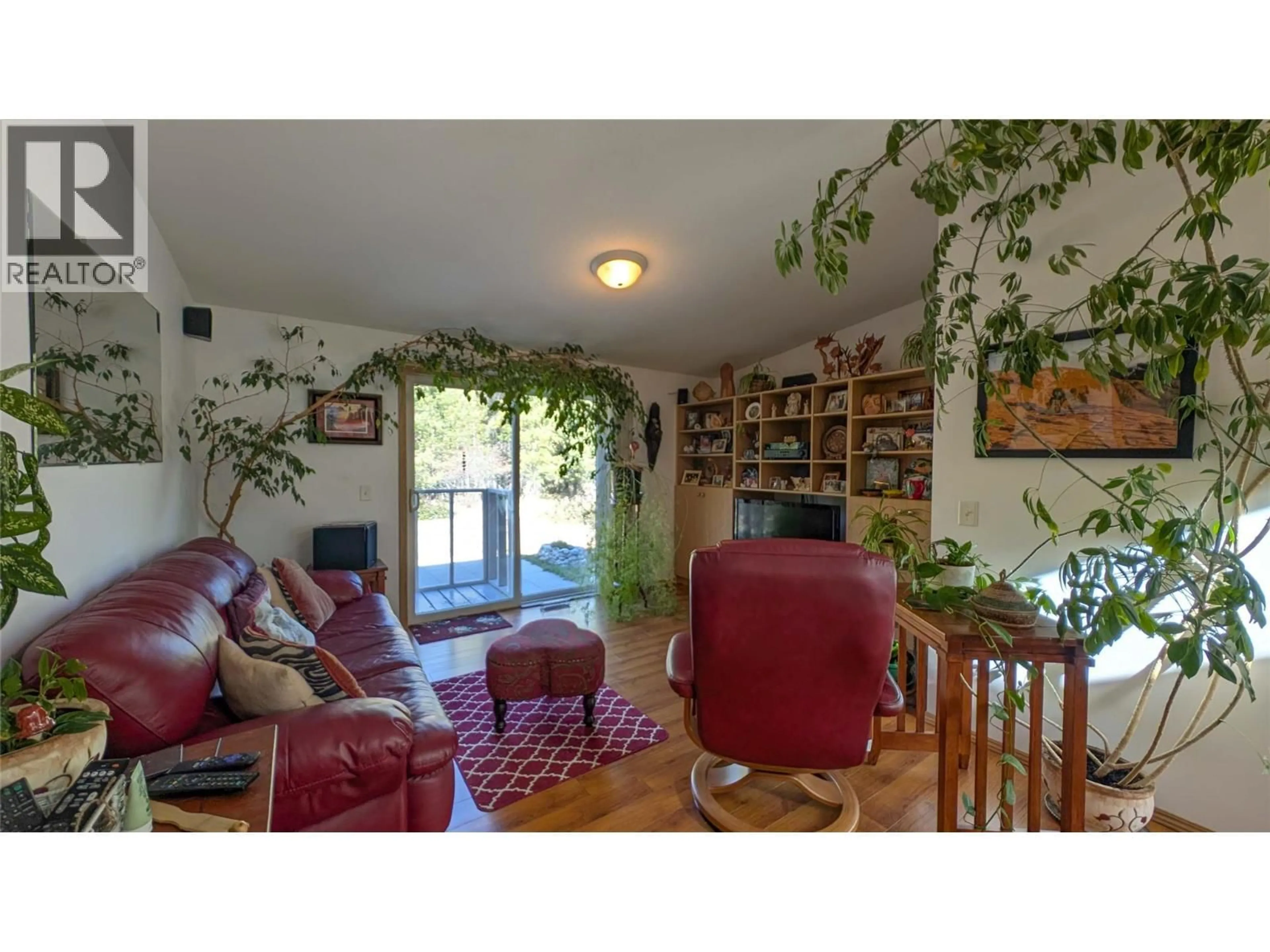Living room with furniture, unknown for 2101 MAWER ROAD, Kimberley British Columbia V1A3L9