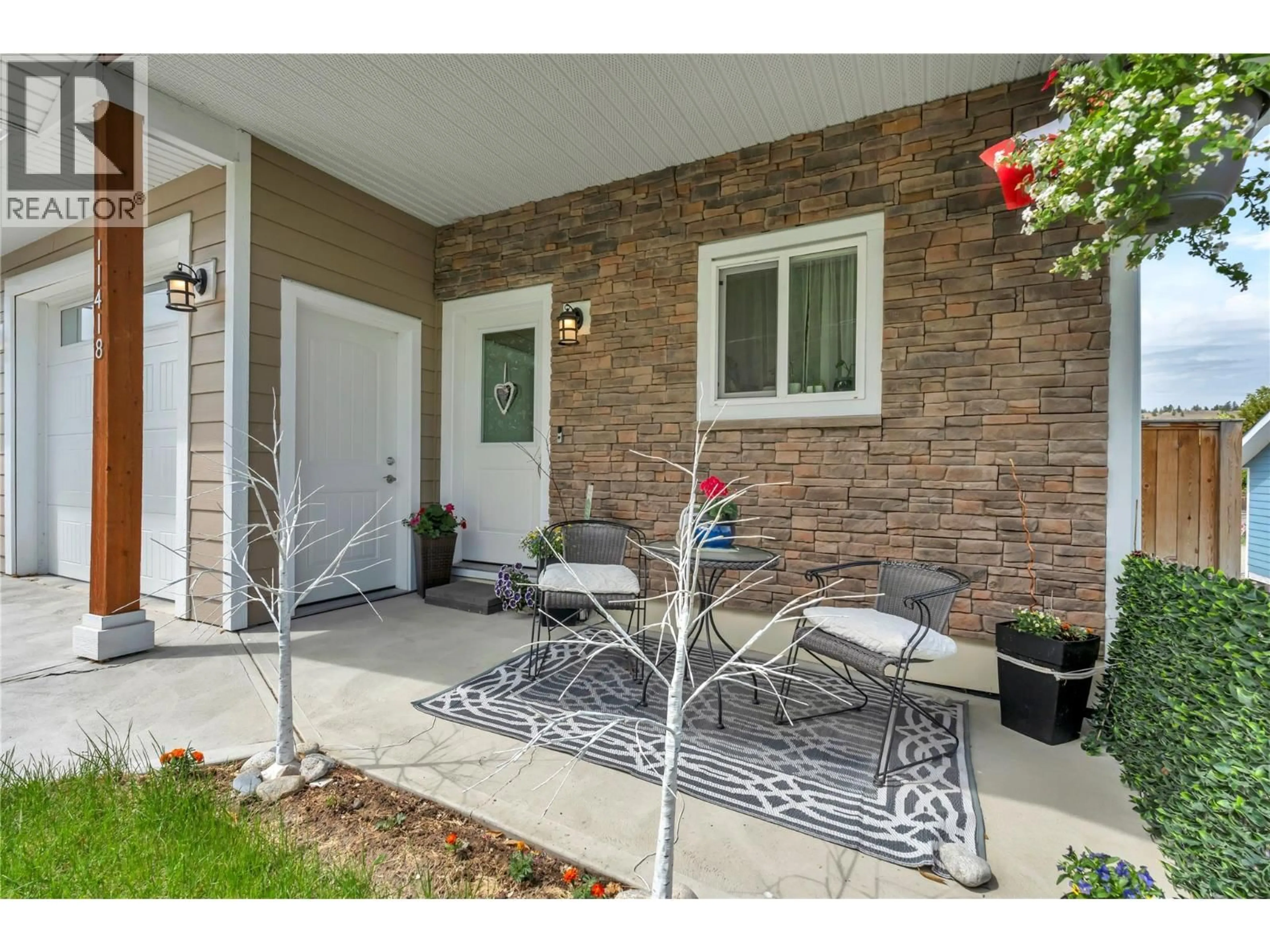 Patio, street for 11418 ADAMS AVENUE, Summerland British Columbia V0H1Z2