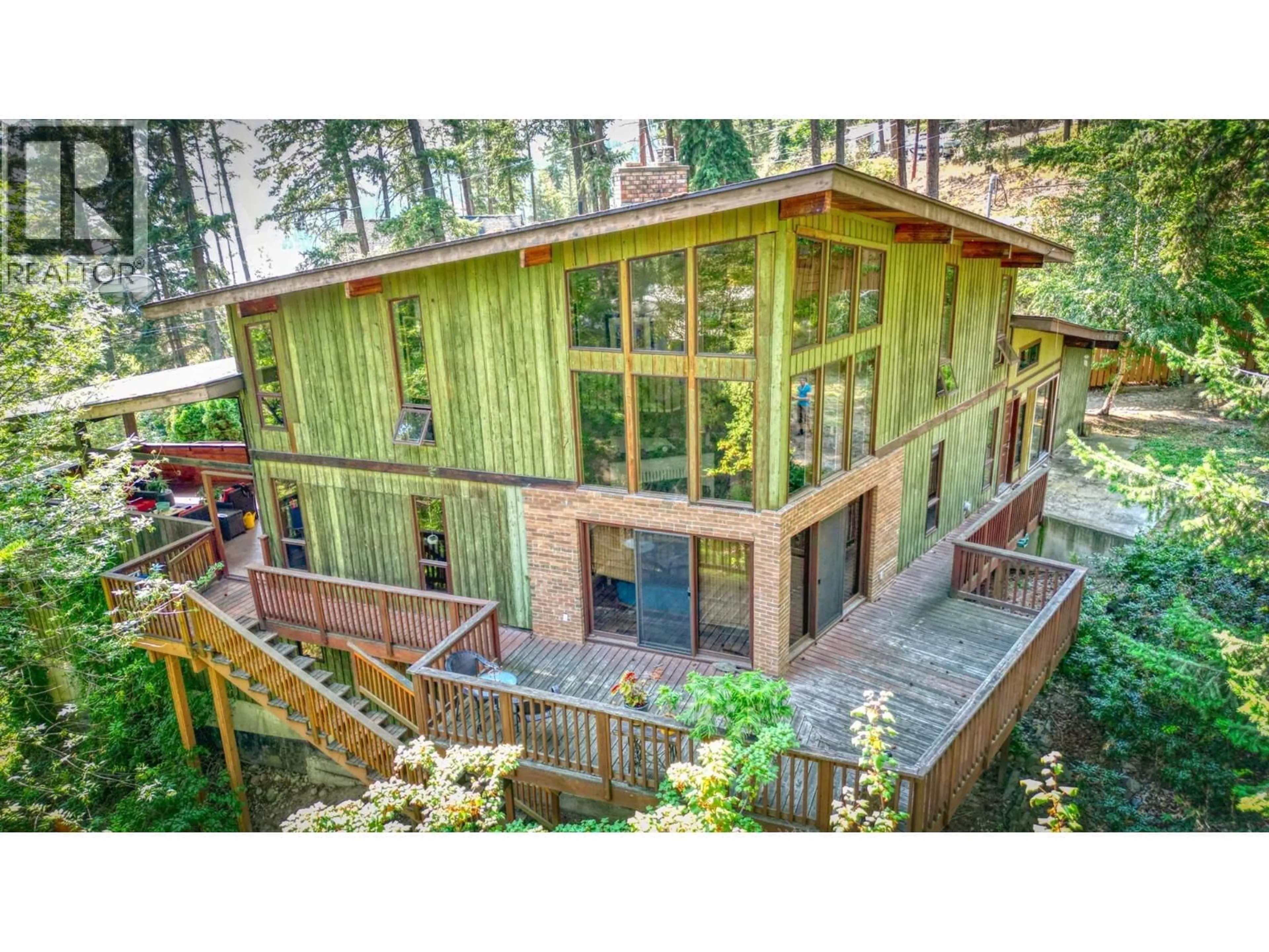 Unknown for 405 KILDARE WAY, Vernon British Columbia V1T2C7