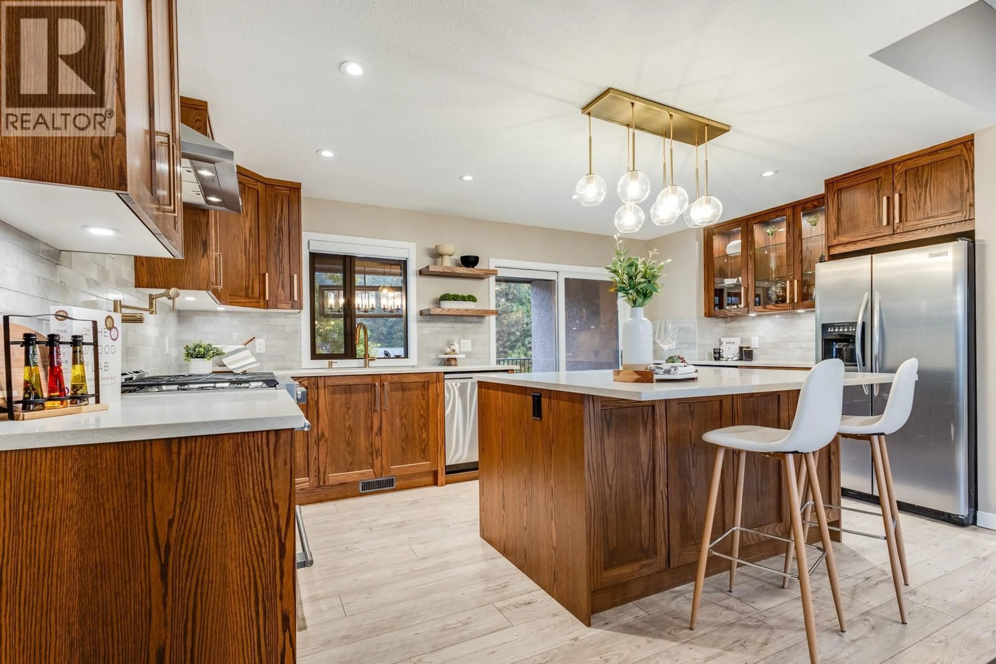 Open concept kitchen, unknown for 1932 HORIZON DRIVE, West Kelowna British Columbia V1Z3L3