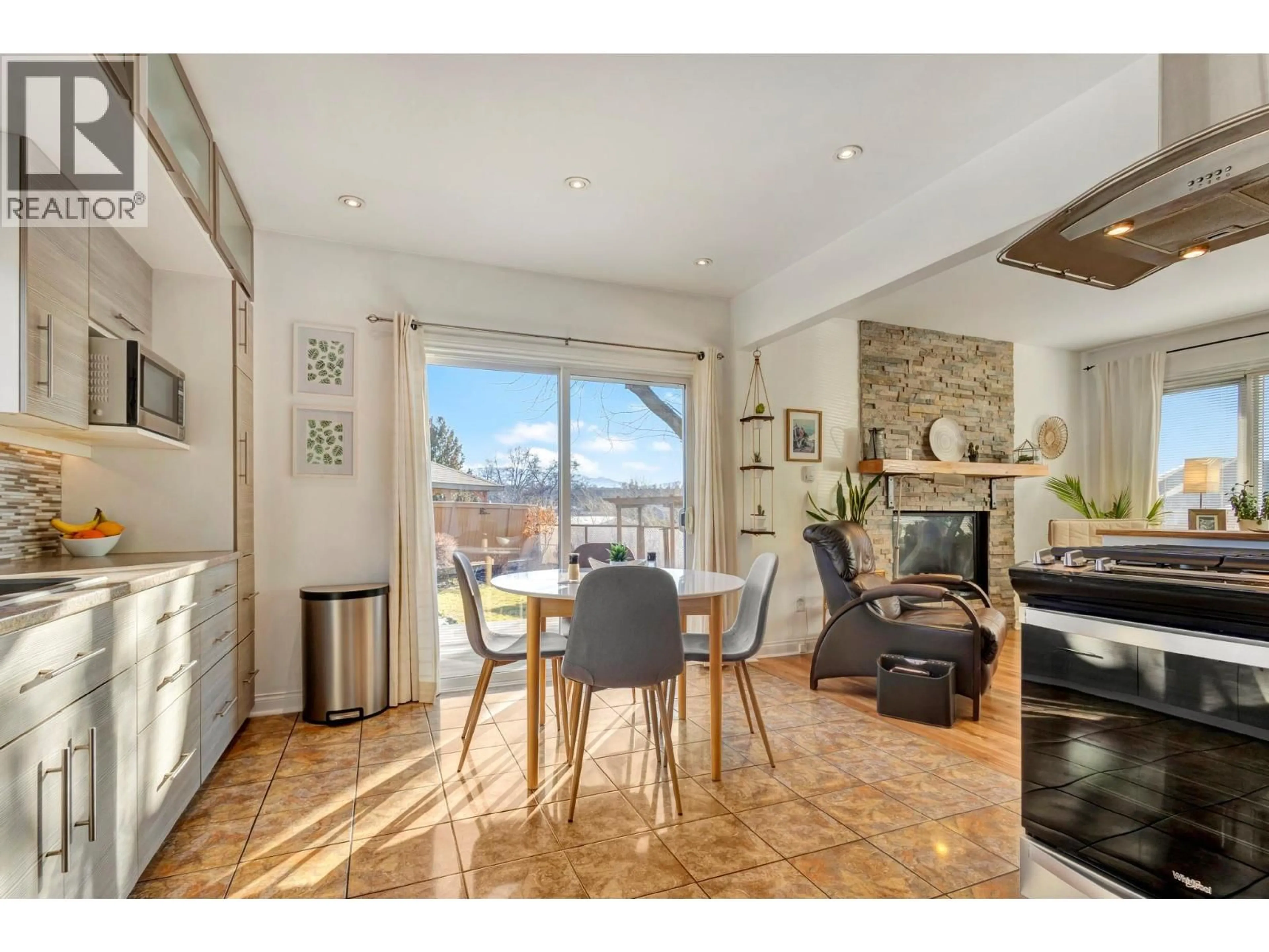 Unknown for 495 WHITE ROAD, Kelowna British Columbia V1X1G2