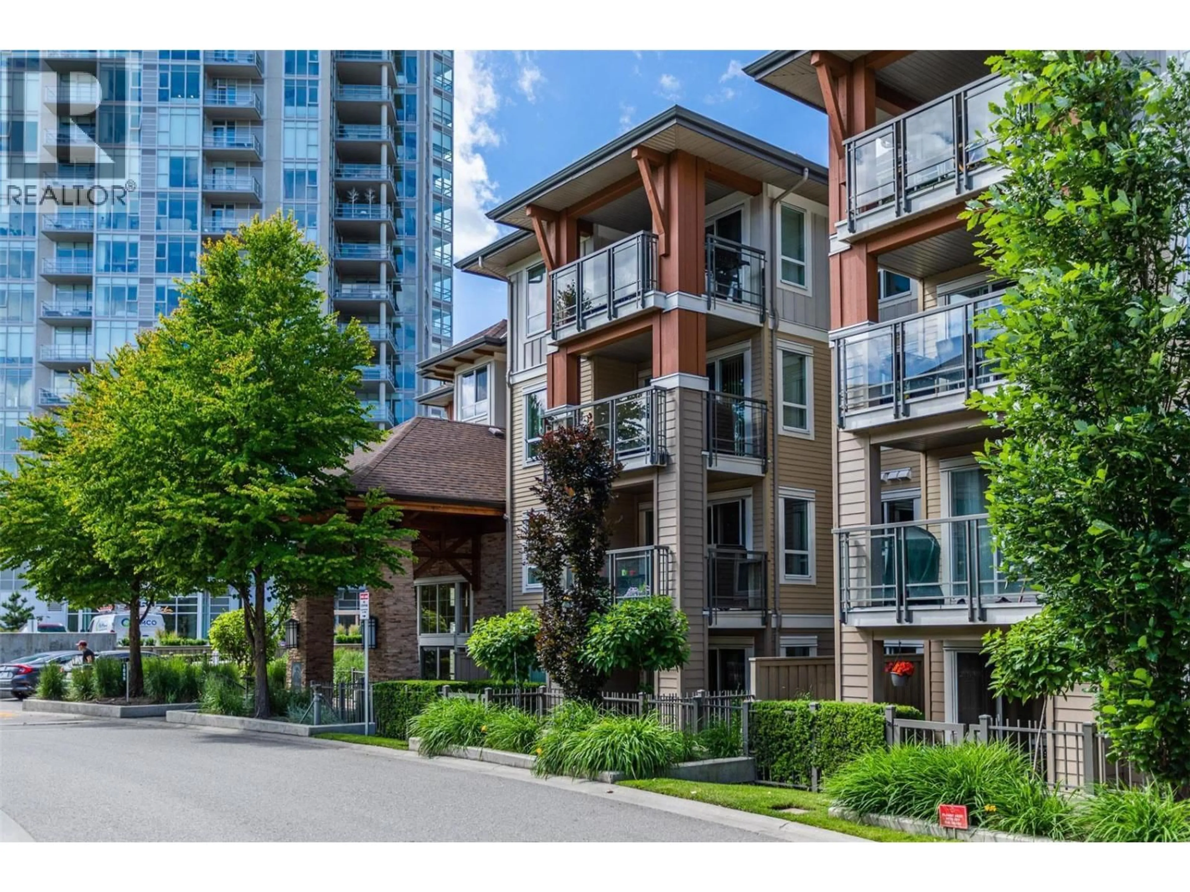 Unknown for 1099 SUNSET DRIVE, Kelowna British Columbia V1Y9Z2
