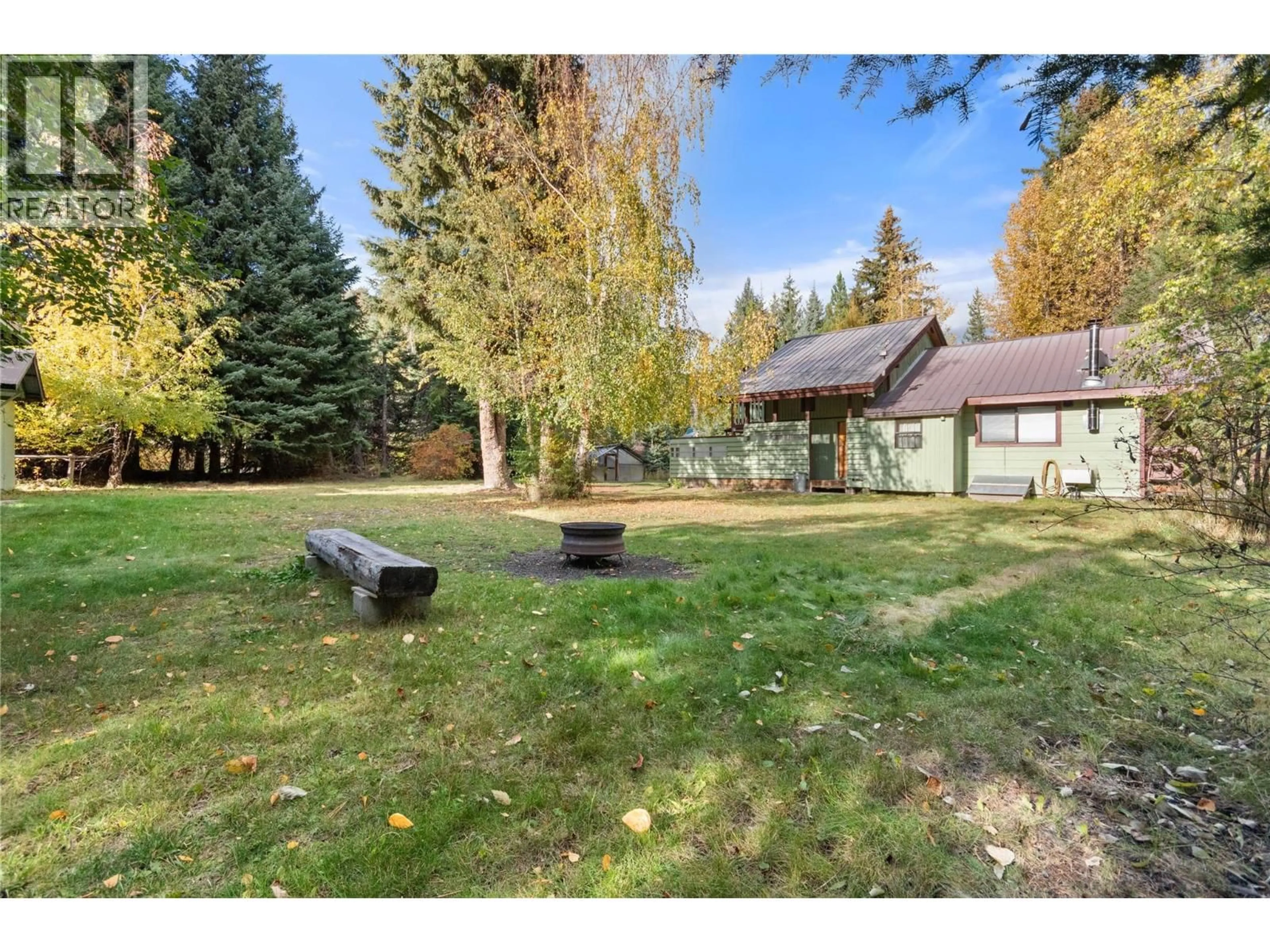 A pic from outside/outdoor area/front of a property/back of a property/a pic from drone, forest/trees view for 180 RIVERS END ROAD, Manning Park British Columbia V0X1R0