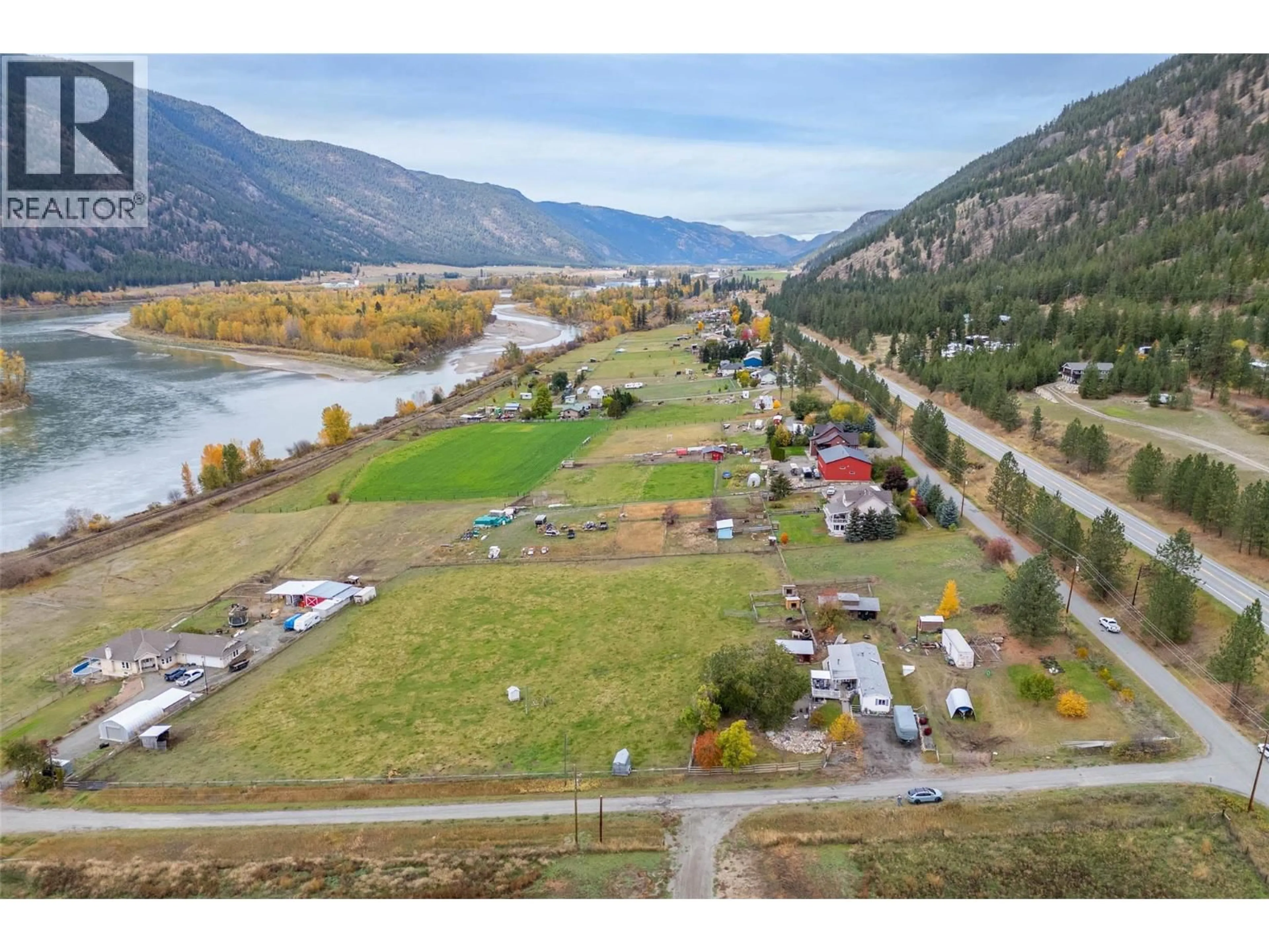 A pic from outside/outdoor area/front of a property/back of a property/a pic from drone, unknown for 185 HOOVERS FERRY ROAD, Kamloops British Columbia V0E1Z2