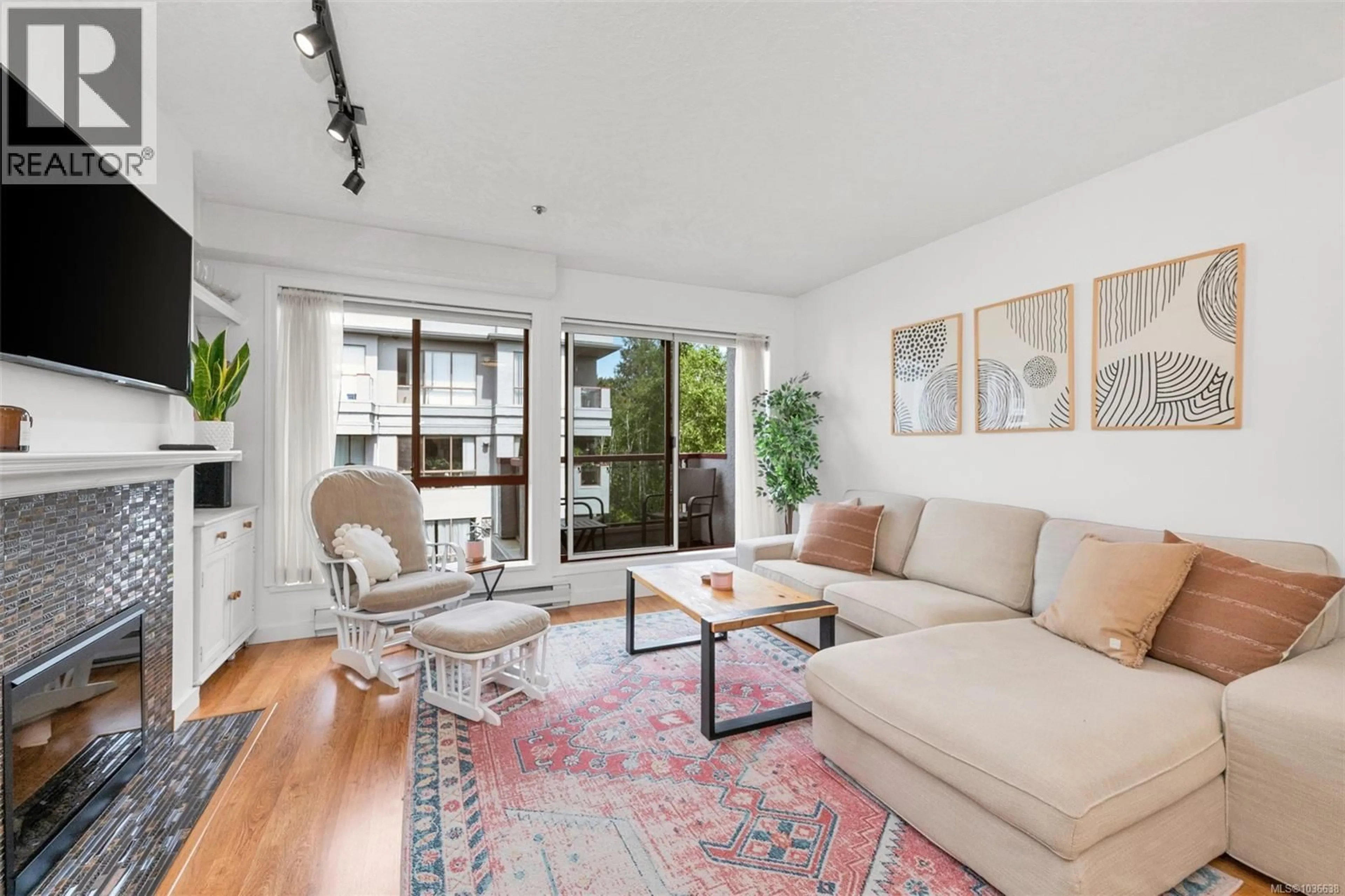 Living room with furniture, unknown for 409 - 520 DUNEDIN STREET, Victoria British Columbia V8T2L6