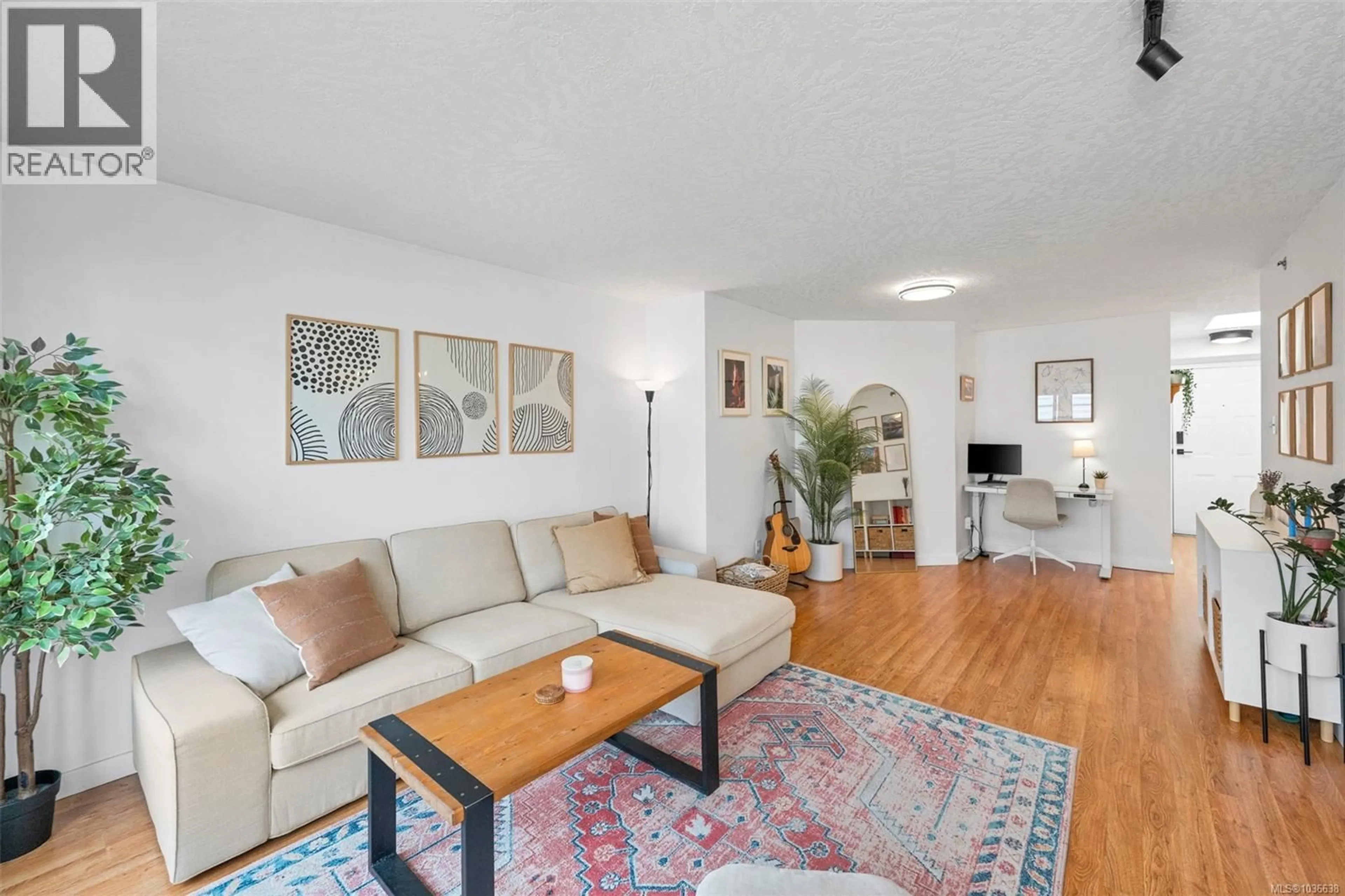 Living room with furniture, unknown for 409 - 520 DUNEDIN STREET, Victoria British Columbia V8T2L6