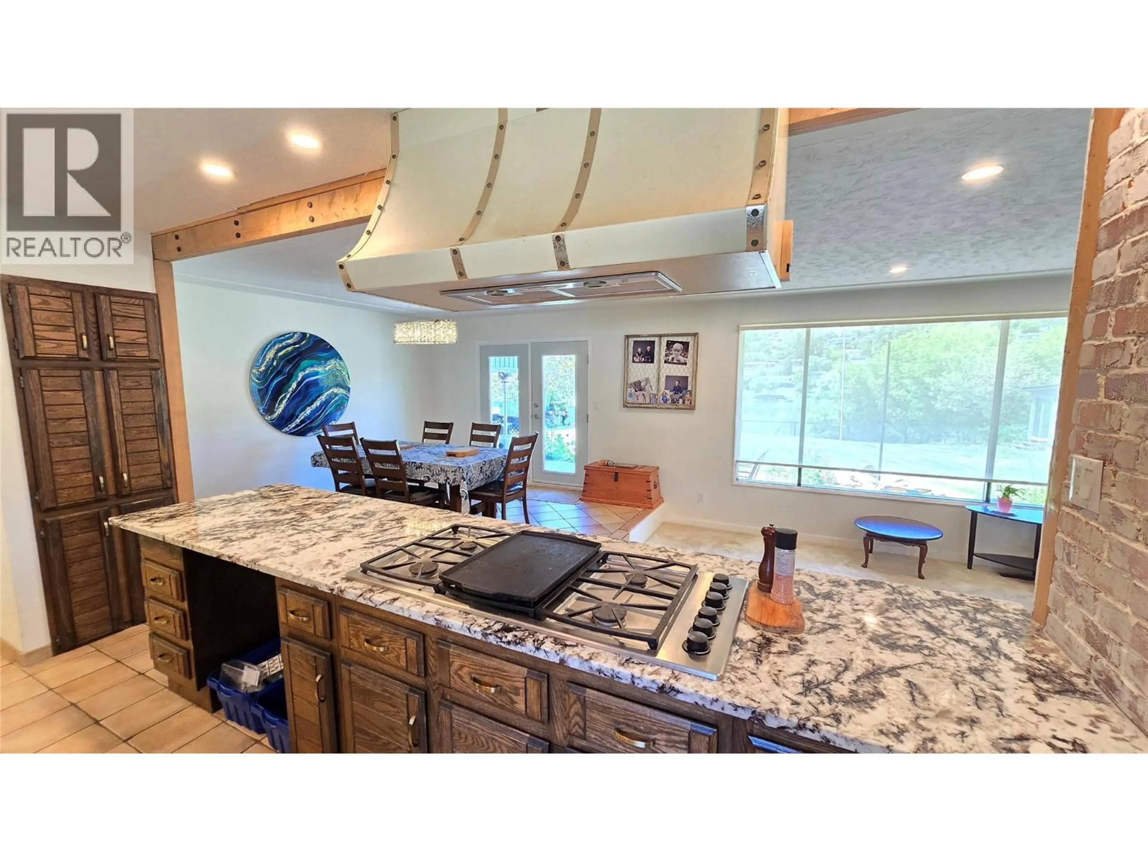 Open concept kitchen, ceramic/tile floor for 4355 FURIAK ROAD, Kamloops British Columbia V2H1L3