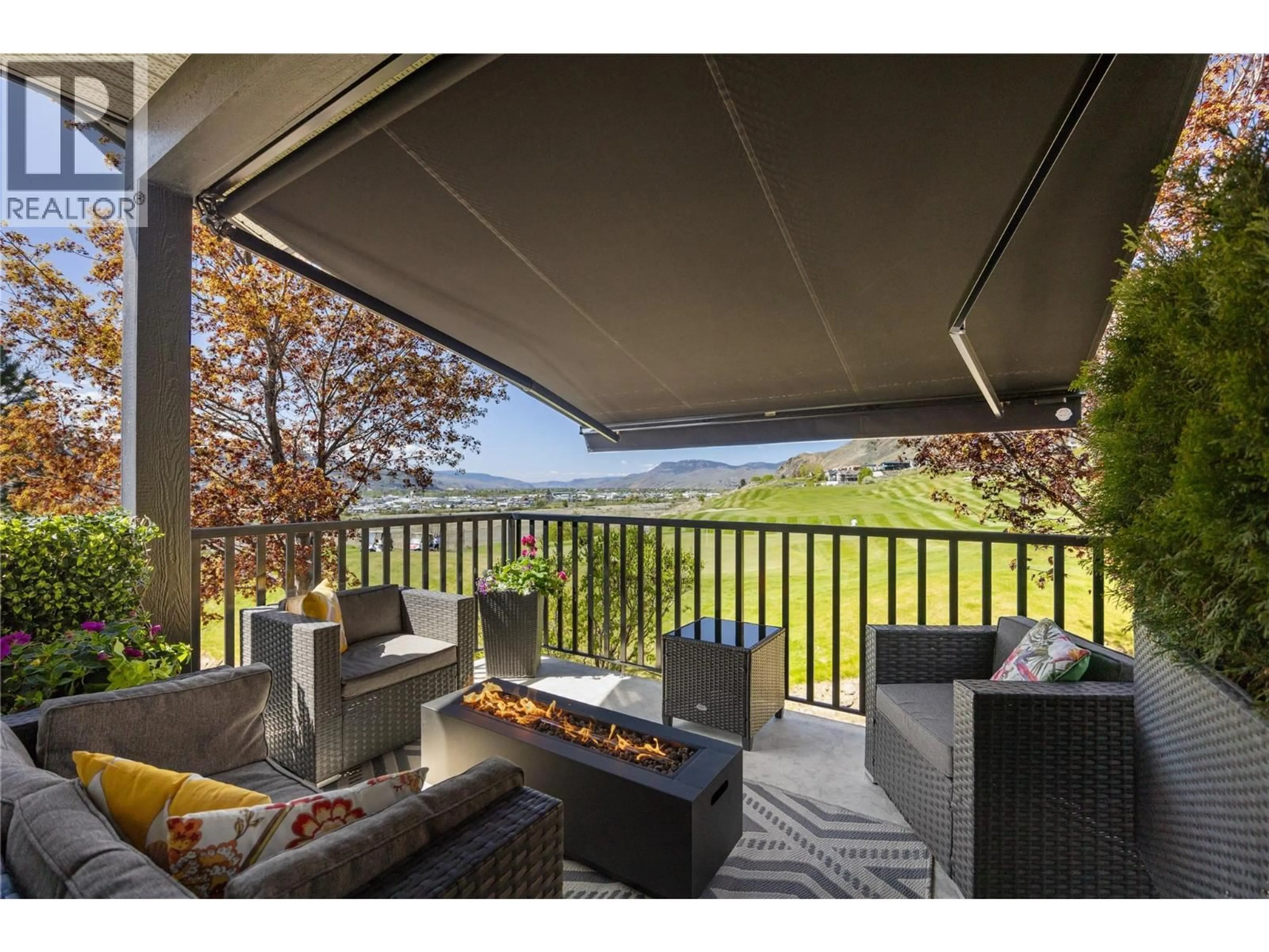 Patio, water/lake/river/ocean view for 2 - 100 SUN RIVERS DRIVE, Kamloops British Columbia V2H1R4
