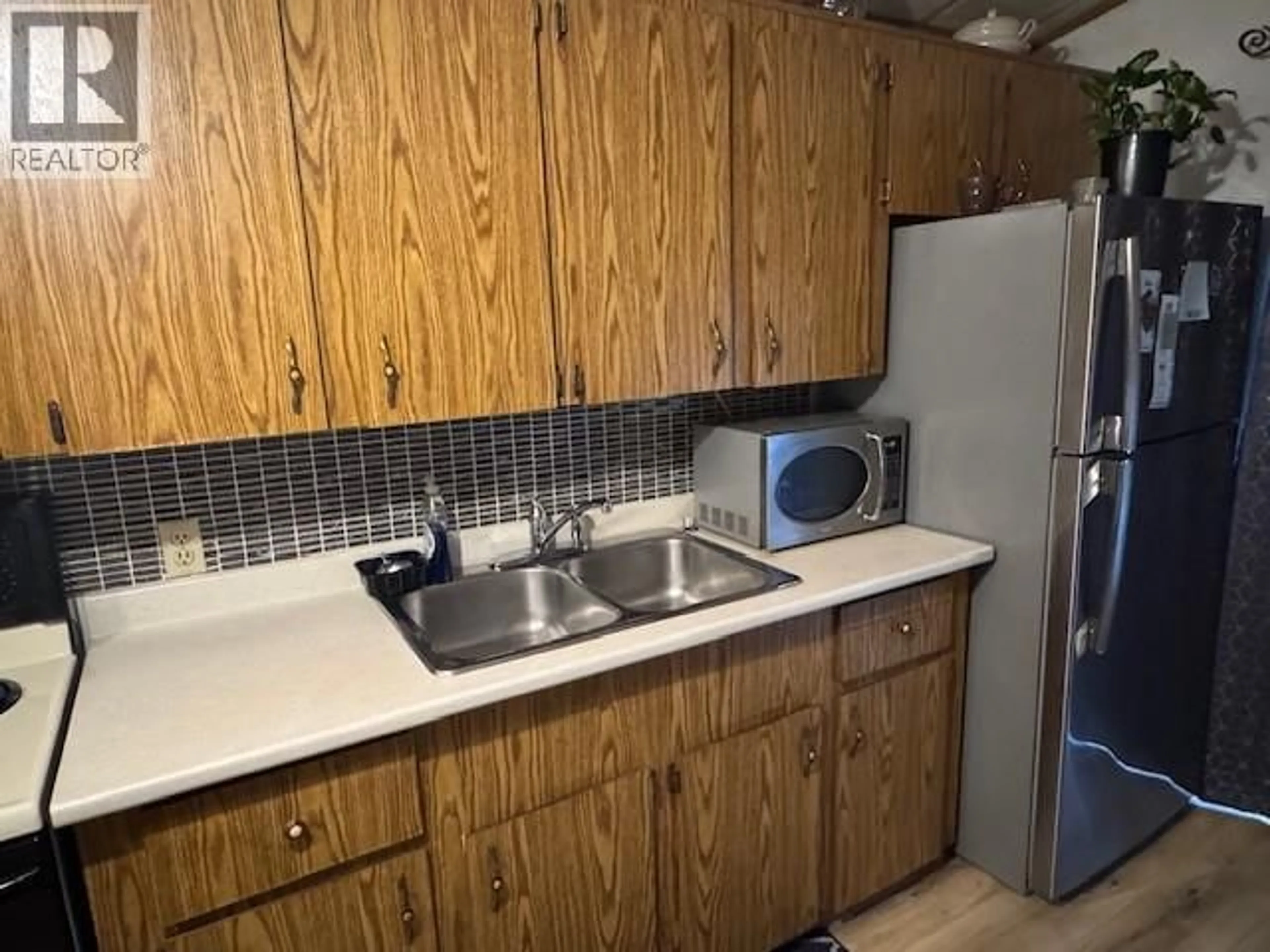 Standard kitchen, unknown for 3 - 746 THOMPSON AVENUE, Chase British Columbia V0E1M0