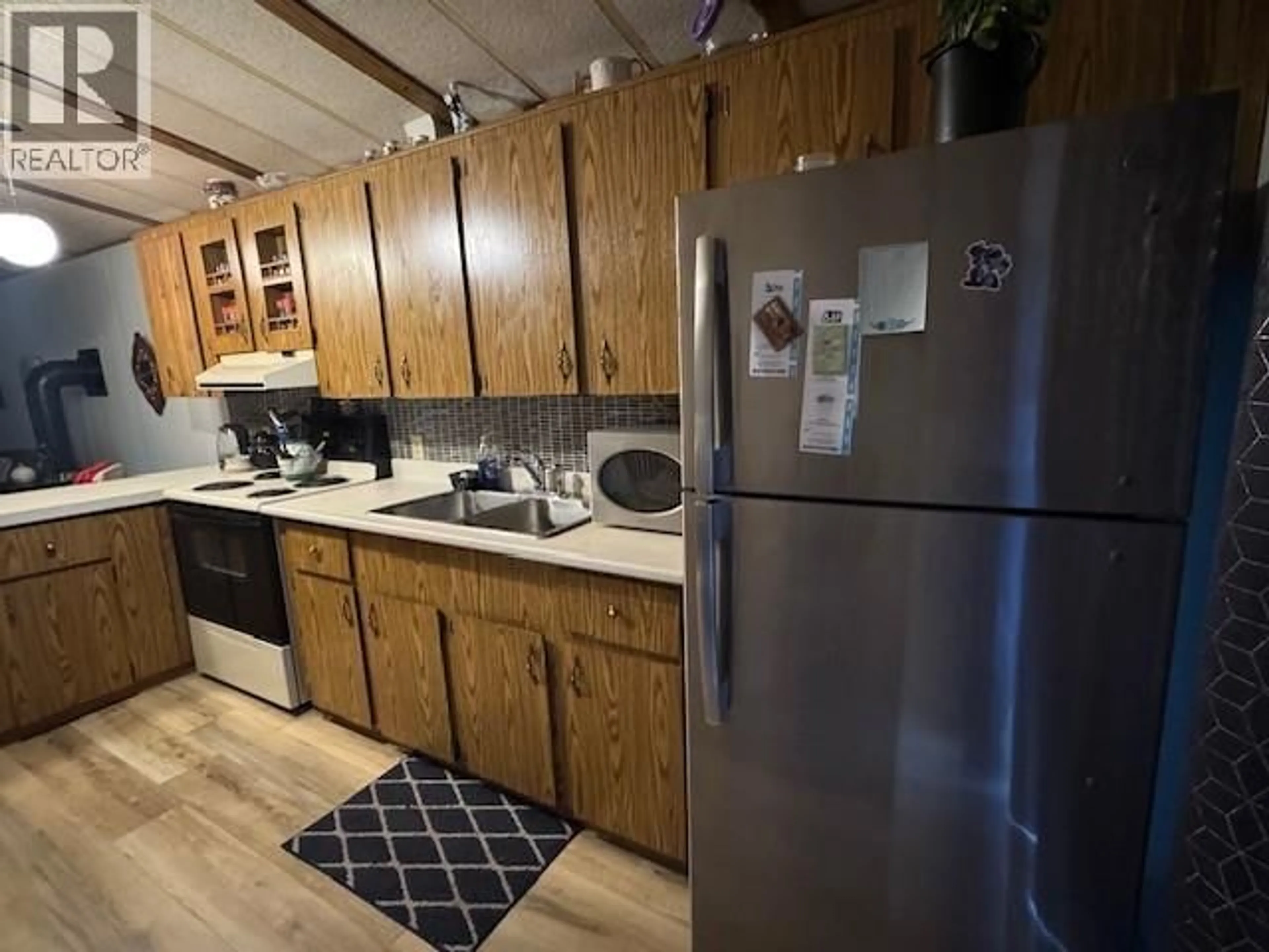 Standard kitchen, unknown for 3 - 746 THOMPSON AVENUE, Chase British Columbia V0E1M0