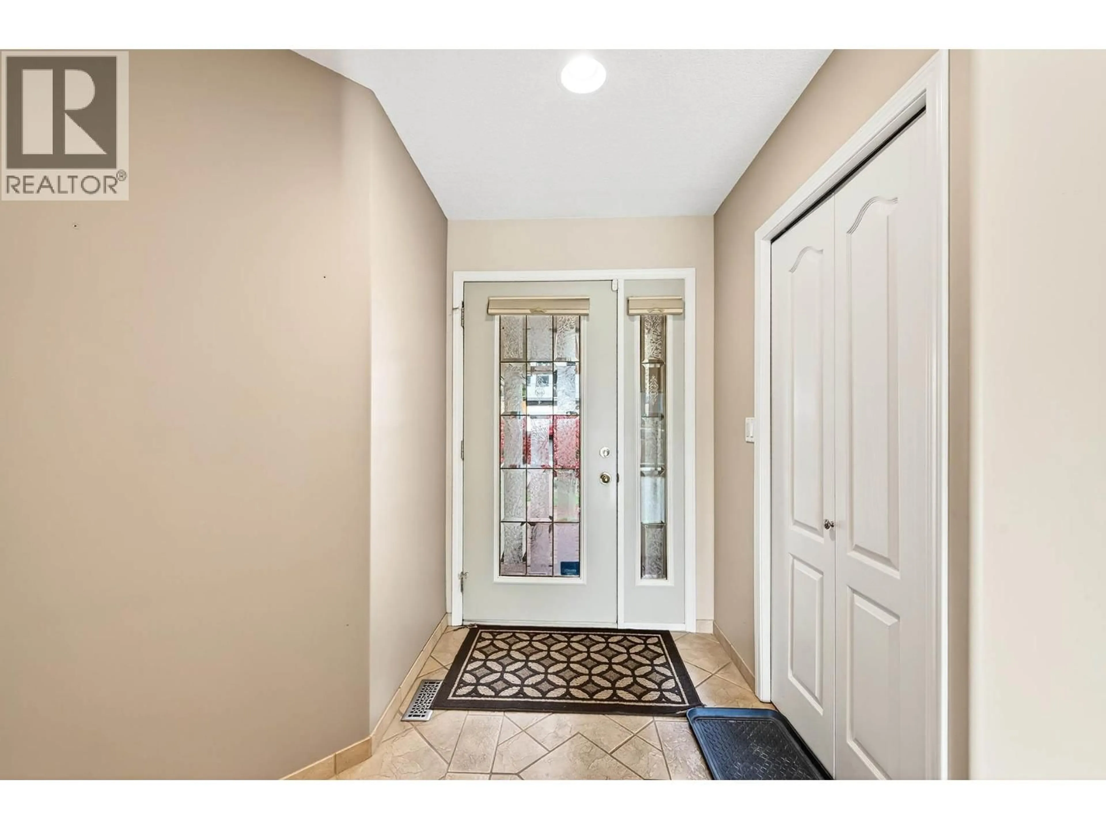 Indoor entryway for 3460 NAVATANEE DRIVE, Kamloops British Columbia V2H1S1