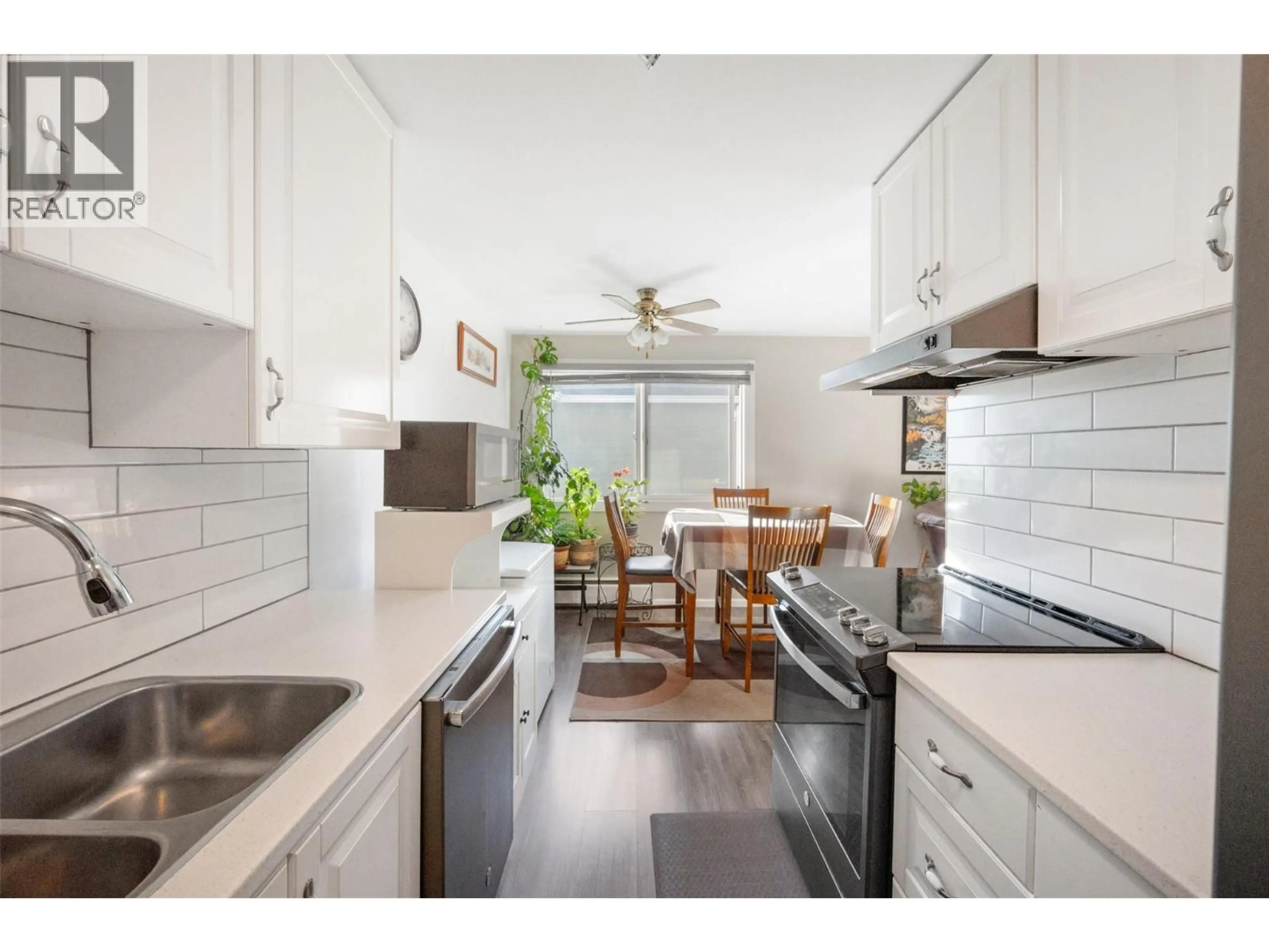 Open concept kitchen, unknown for 205 - 1300 CHURCH STREET, Penticton British Columbia V2A4R8