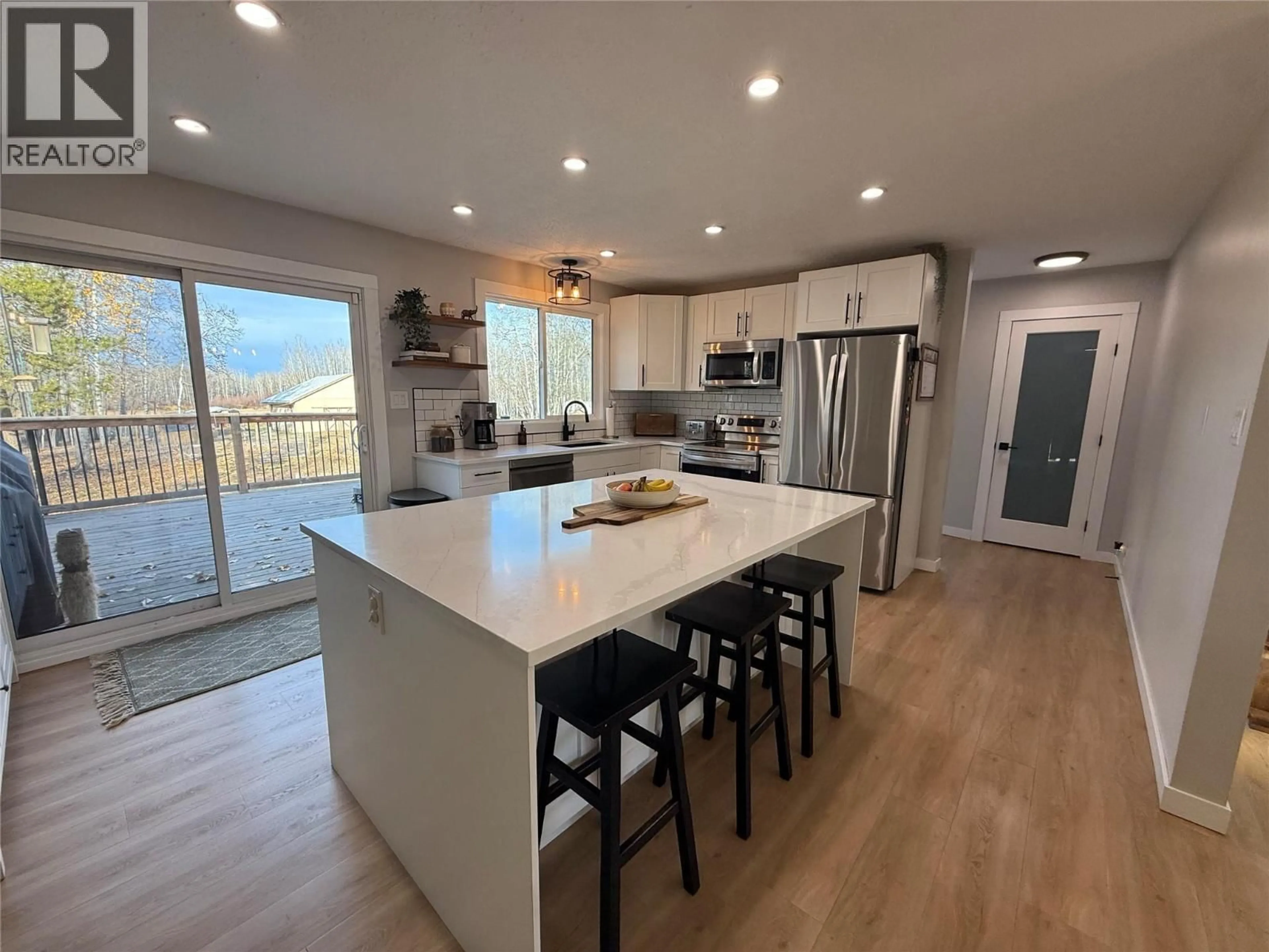 Open concept kitchen, unknown for 3988 SWEETWATER ROAD, Dawson Creek British Columbia V1G0J3