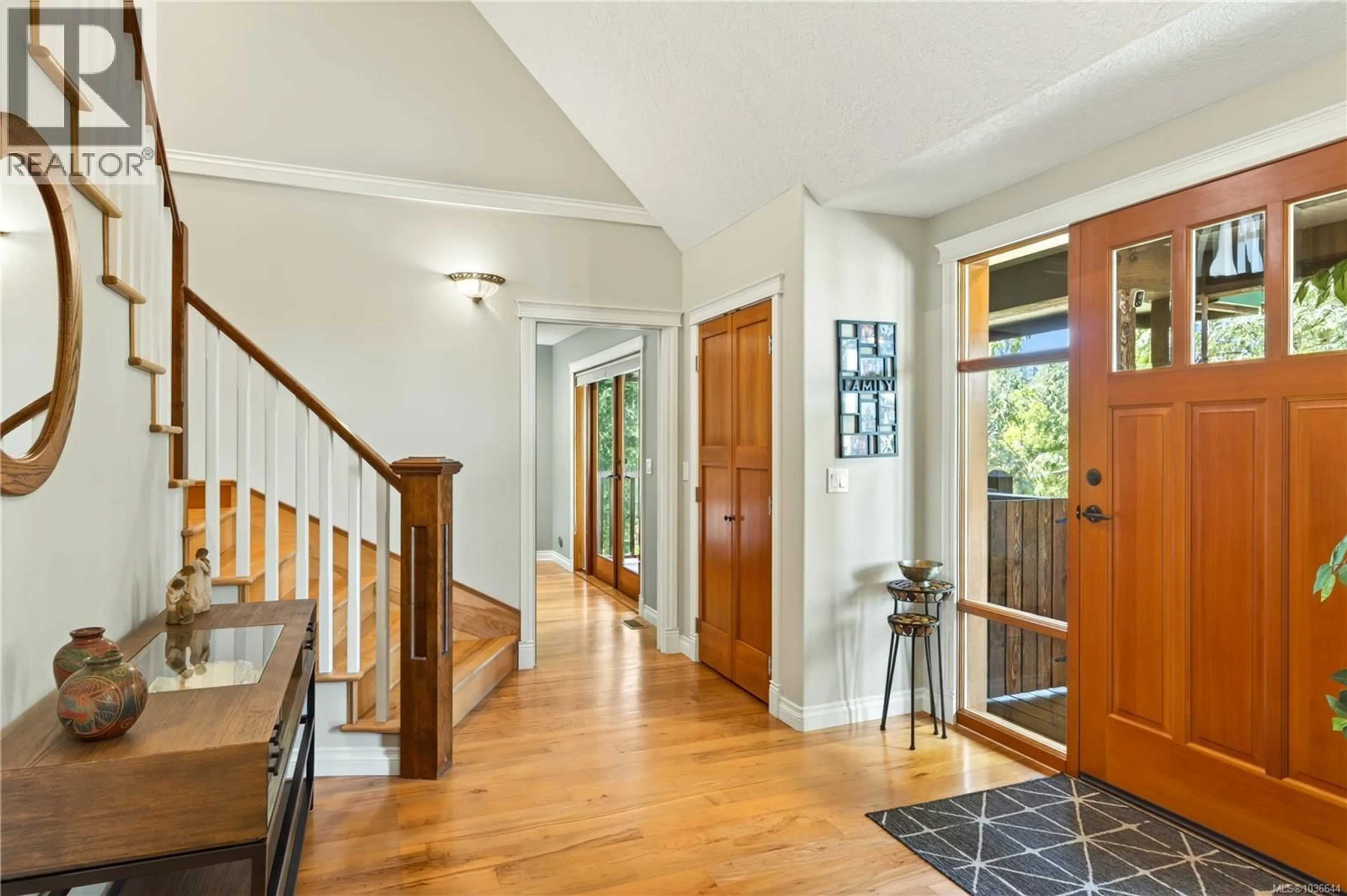 Indoor entryway for 775 SOUTHLAND WAY, Nanaimo British Columbia V9R6P4