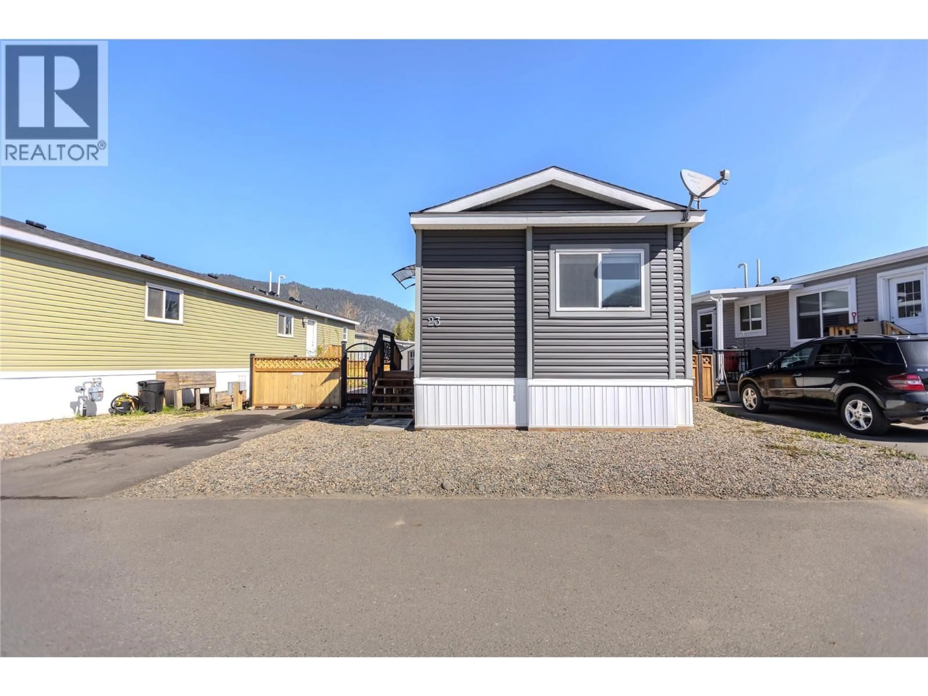 Home with vinyl exterior material, street for 23 - 235 AYLMER ROAD, Chase British Columbia V0E1M0