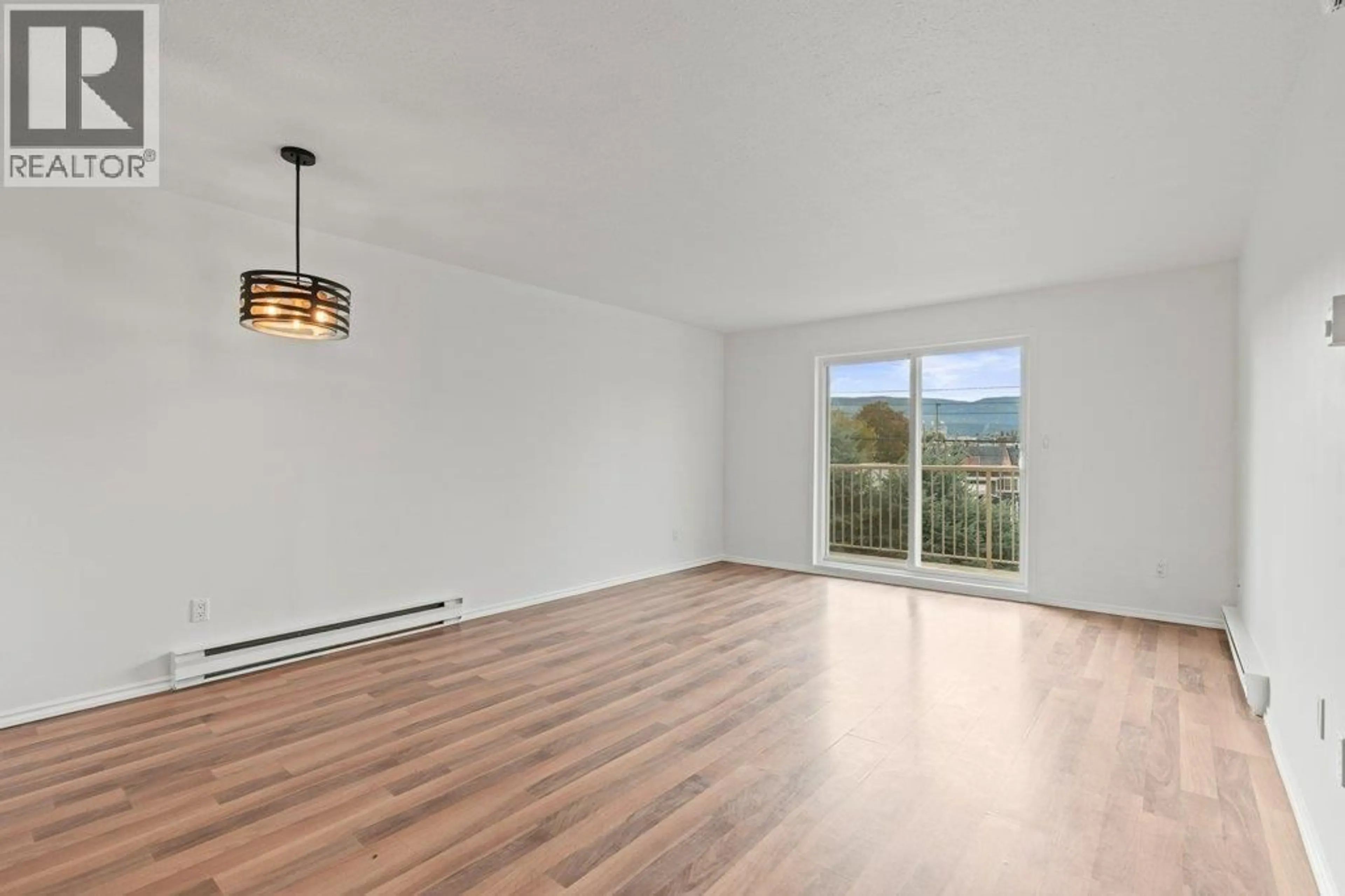 A pic of a room for 318 - 3304 35 AVENUE, Vernon British Columbia V1T8M6