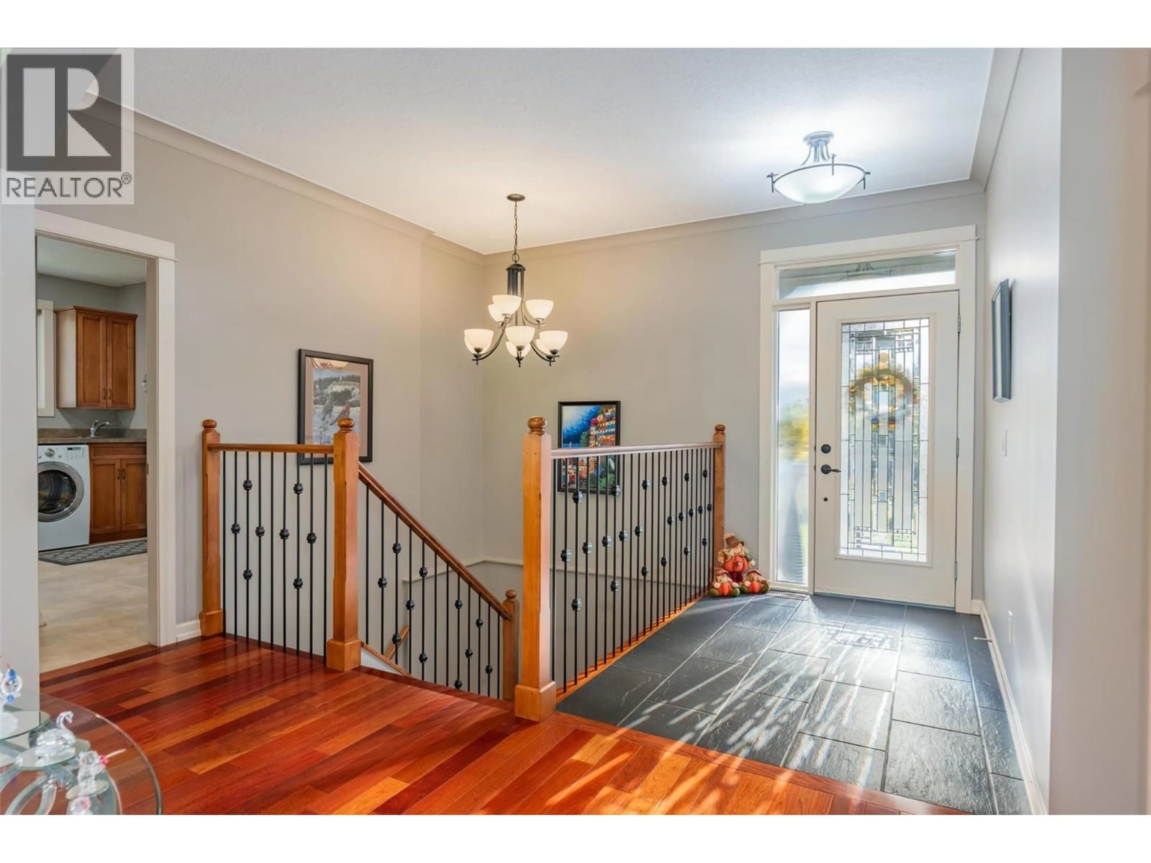 Indoor entryway for 7912 BIRCHWOOD DRIVE, Trail British Columbia V1R4Y4