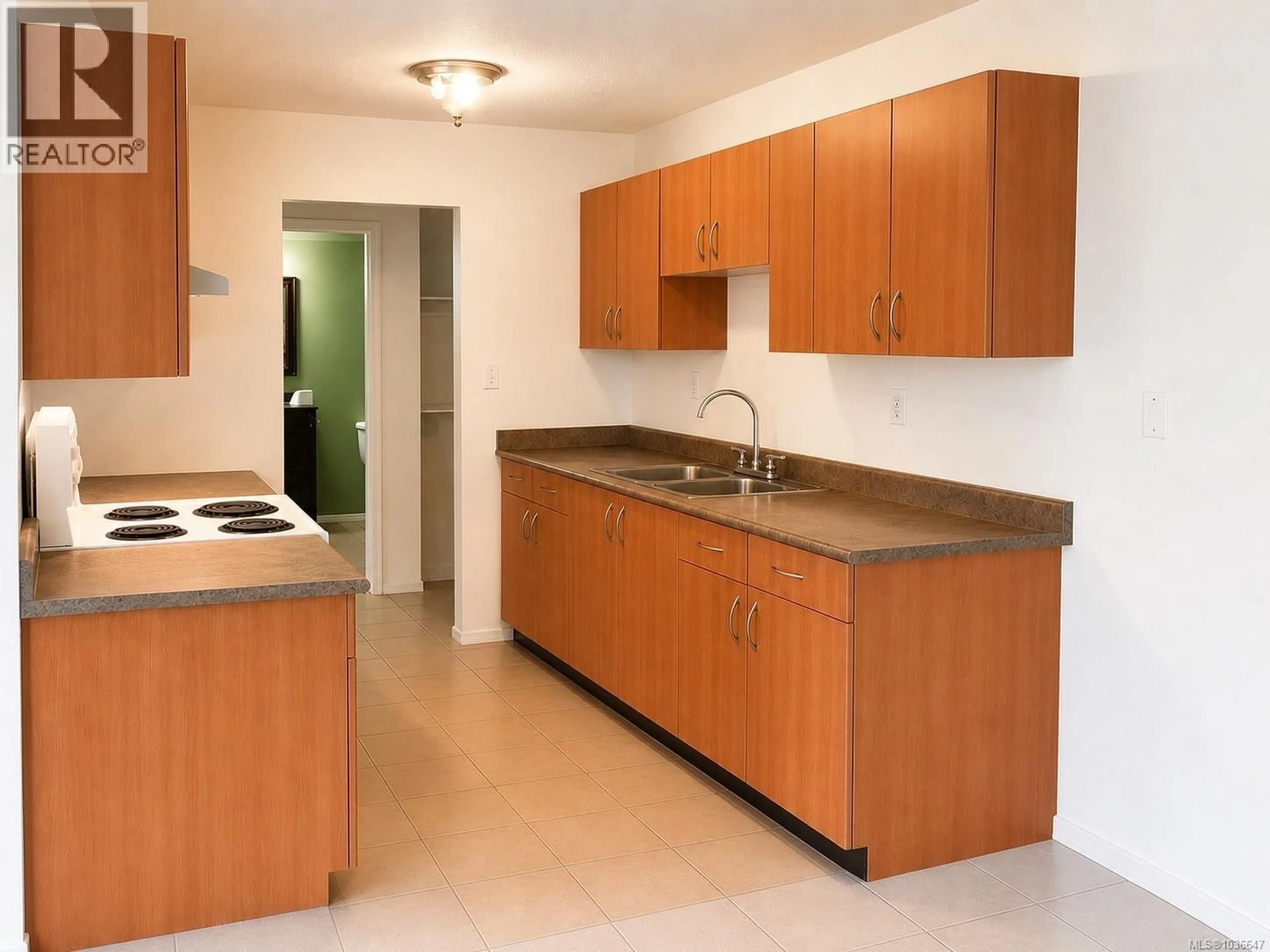 Standard kitchen, unknown for 301 - 350 BELMONT ROAD, Colwood British Columbia V9C1B1
