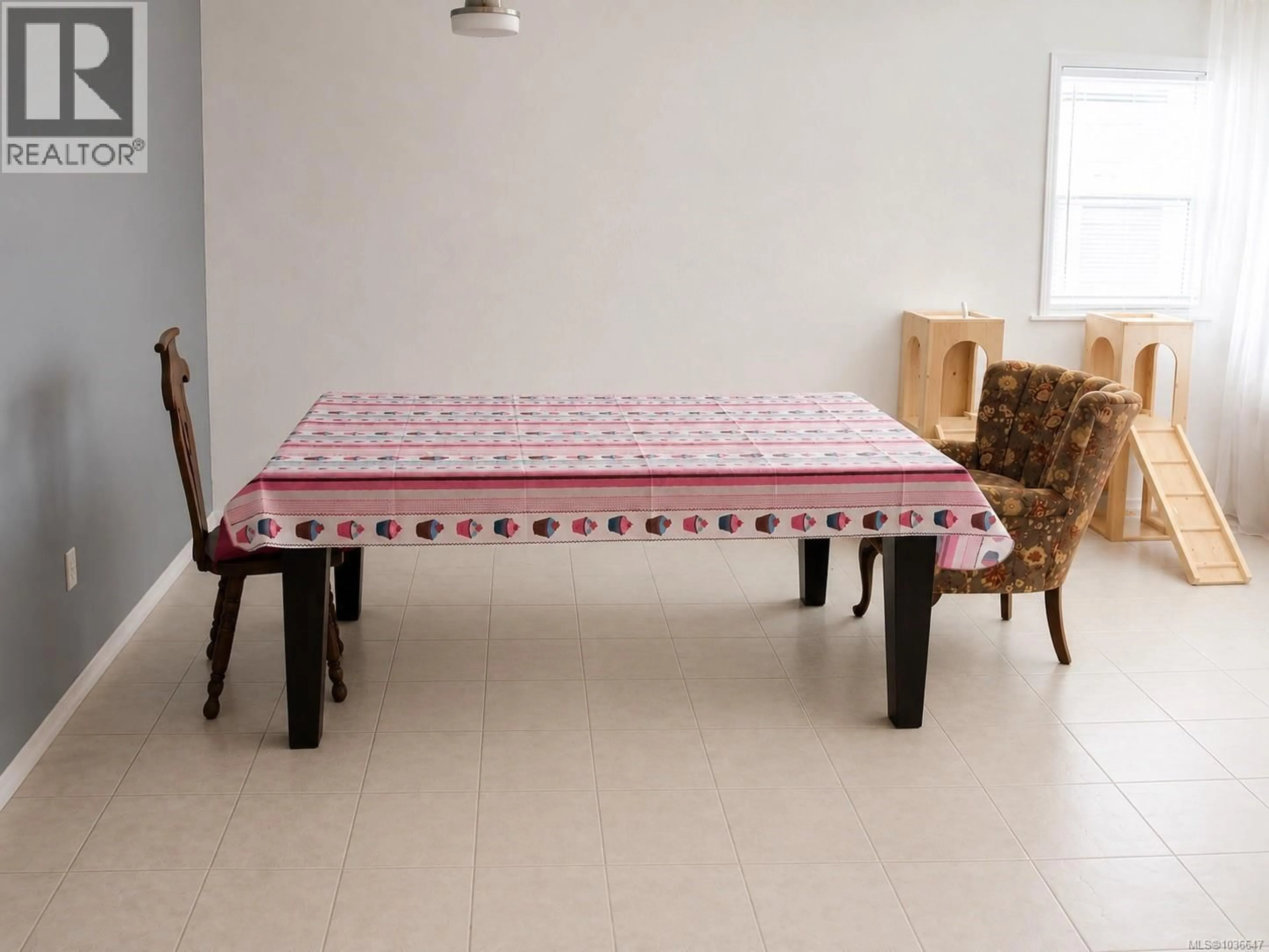 Dining room, unknown for 301 - 350 BELMONT ROAD, Colwood British Columbia V9C1B1