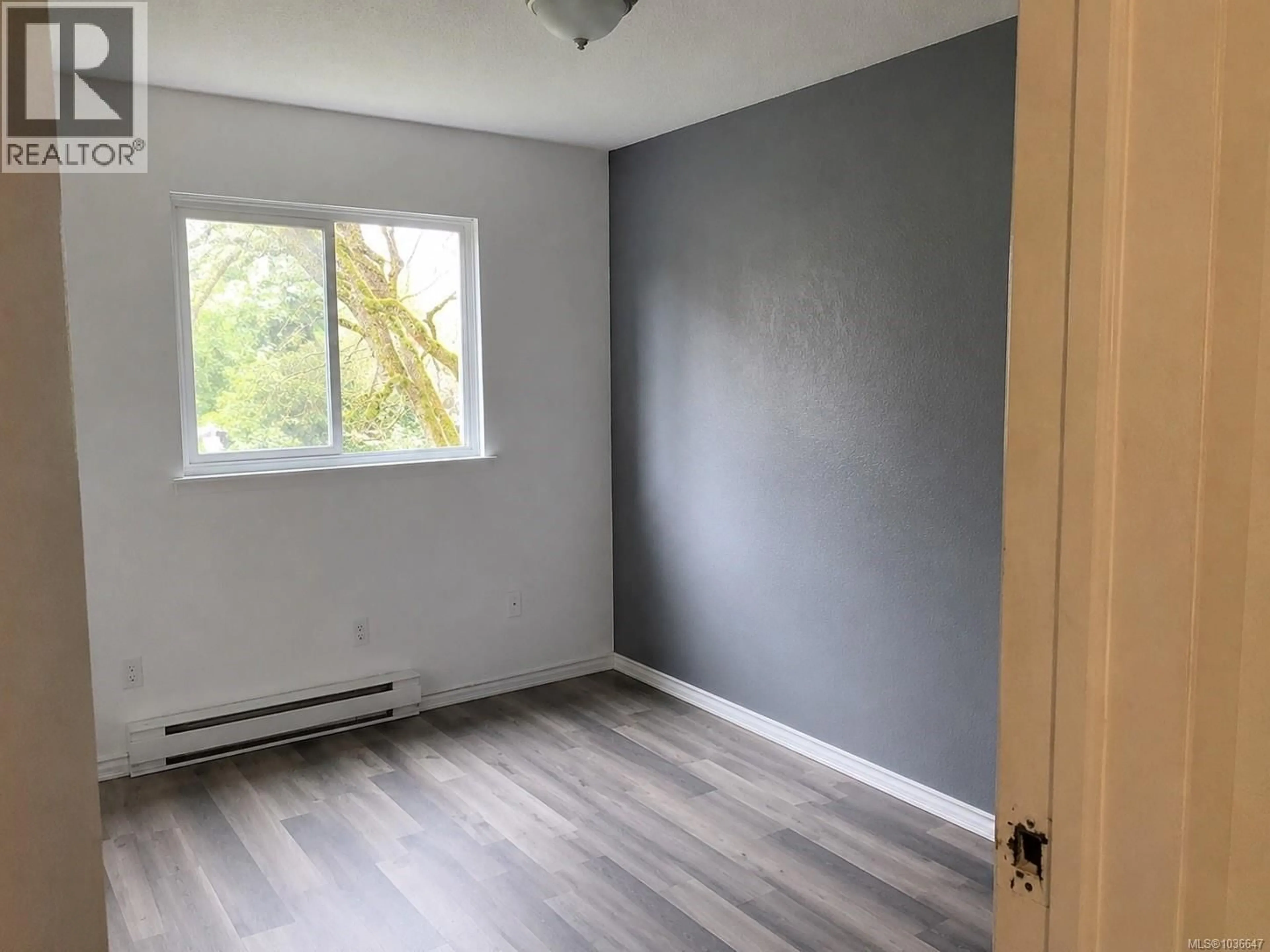 A pic of a room for 301 - 350 BELMONT ROAD, Colwood British Columbia V9C1B1